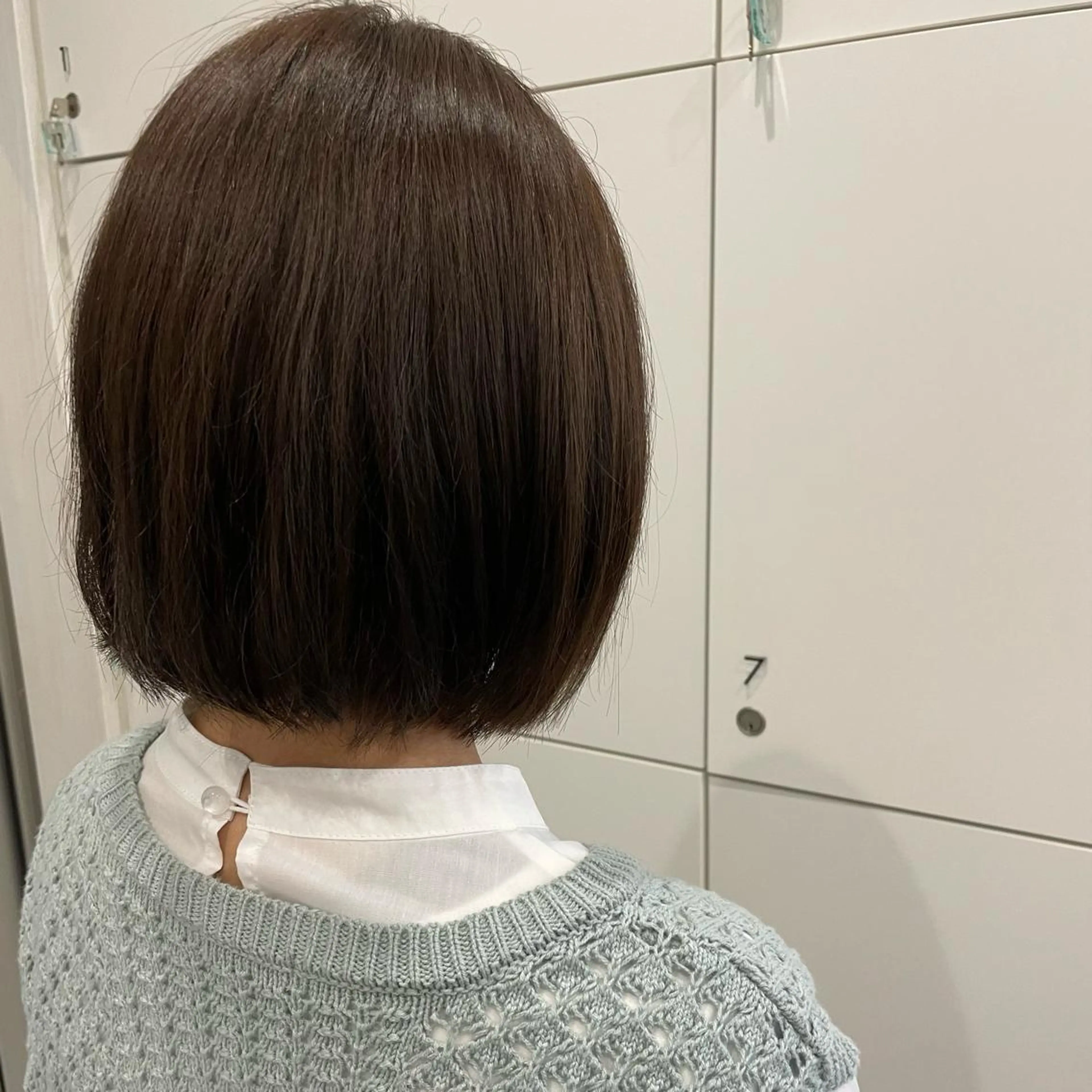 ショート カラー 中根 麻友香のヘアスタイル