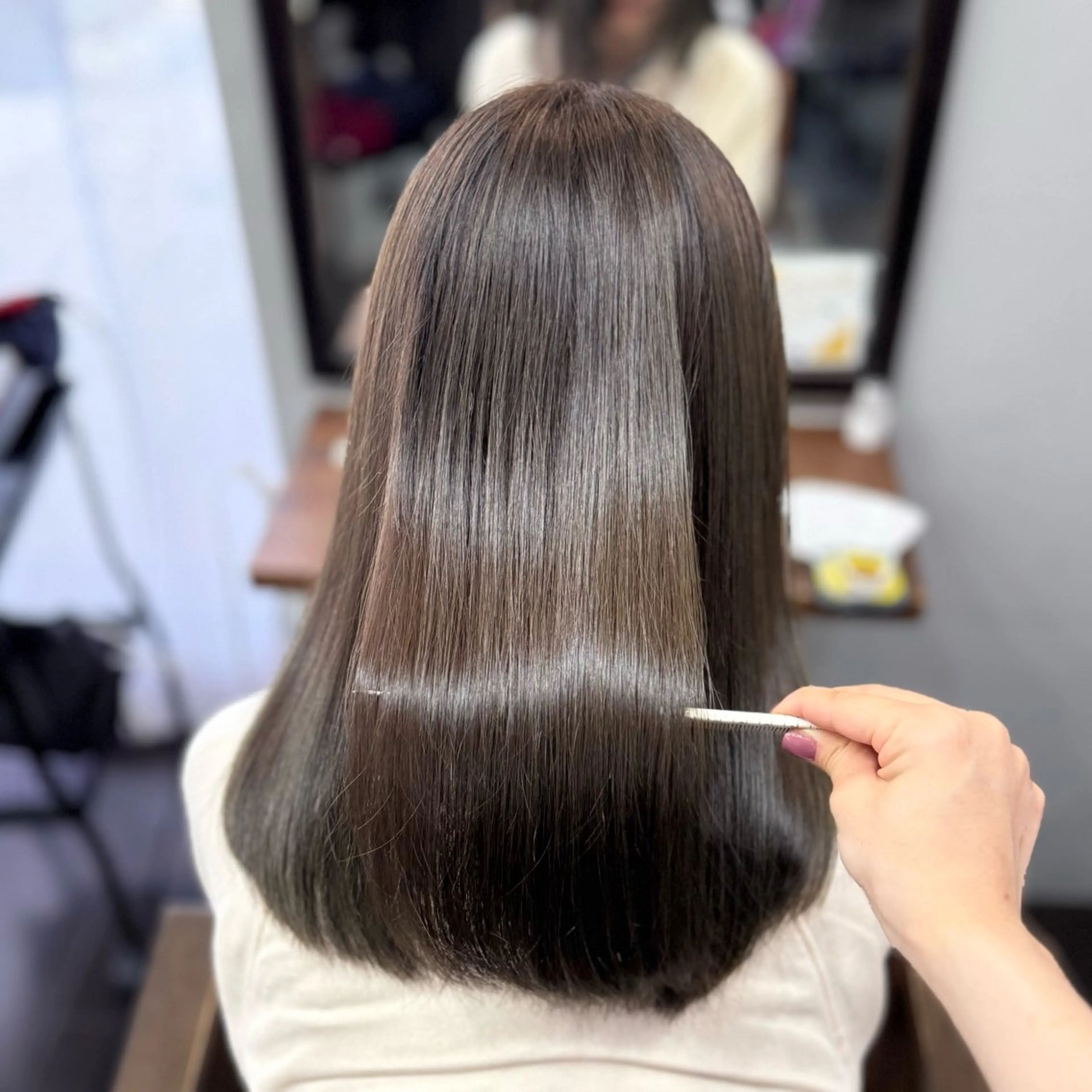 ミディアム カラー グレージュ オリーブグレージュ オリーブグレー 髪質改善✖️透明感/ レイヤー/はるなのヘアスタイル