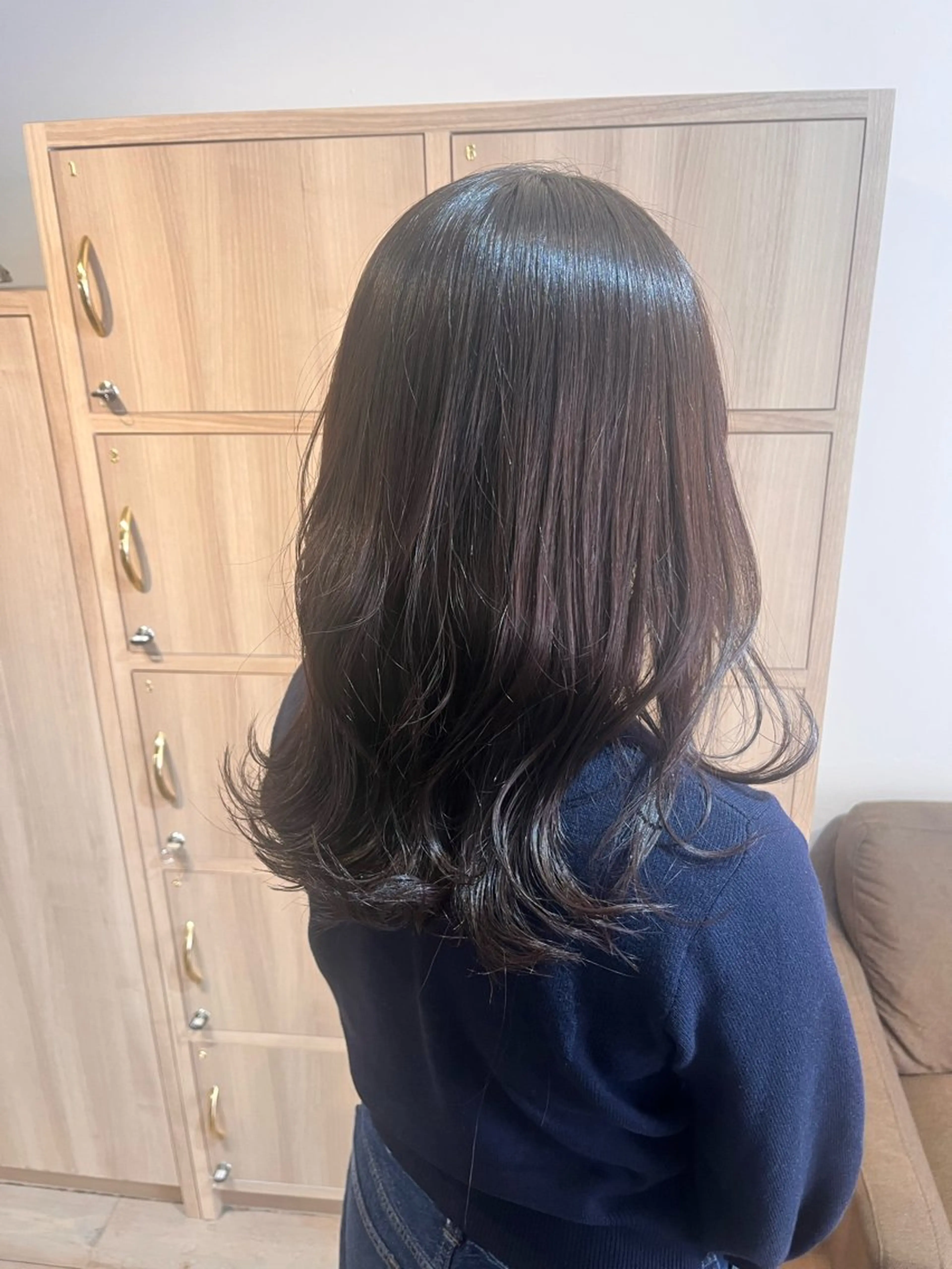 カラー 角田 癒音のヘアスタイル