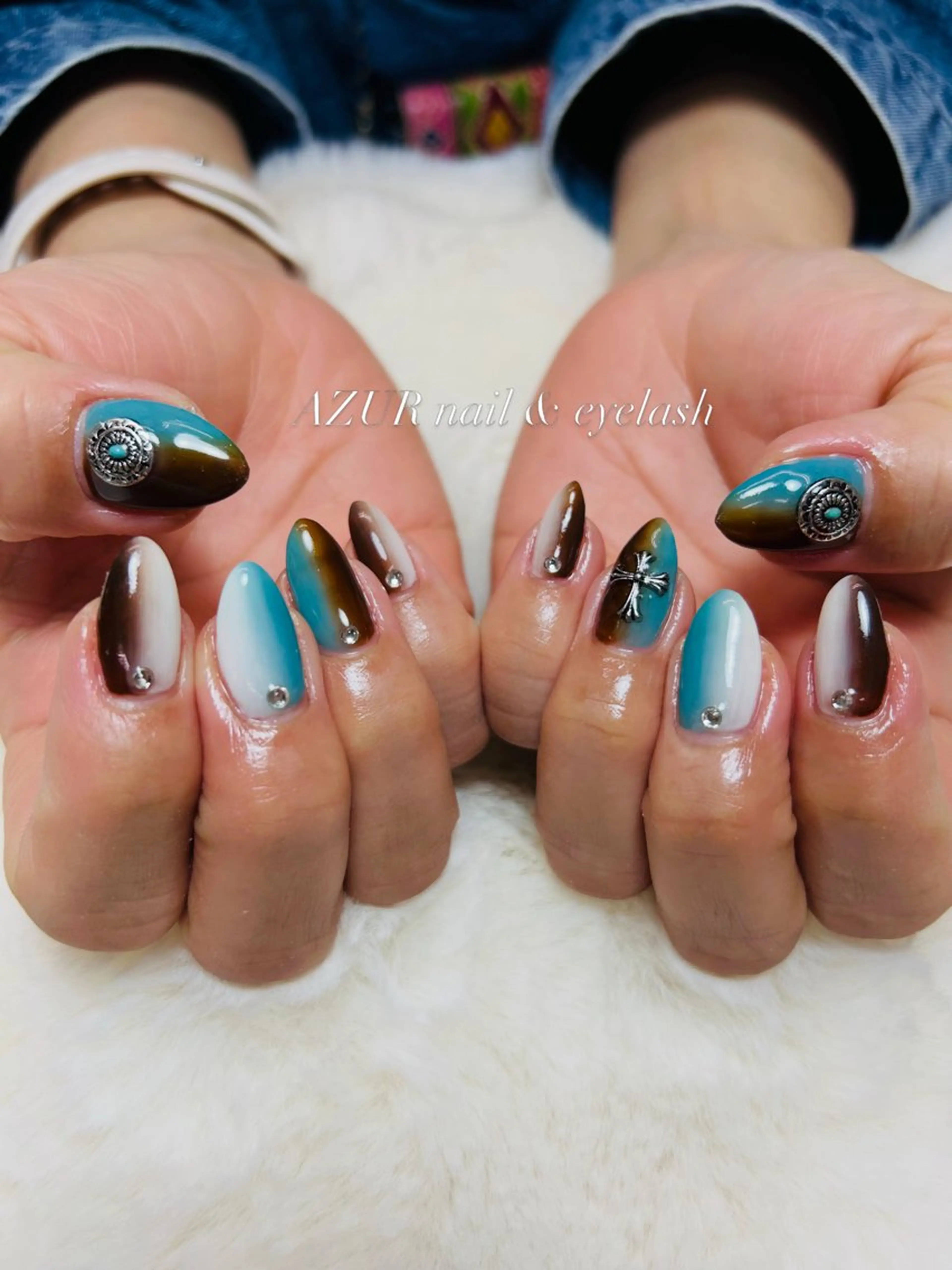 ネイル AZUR N&eyelashのネイルデザイン