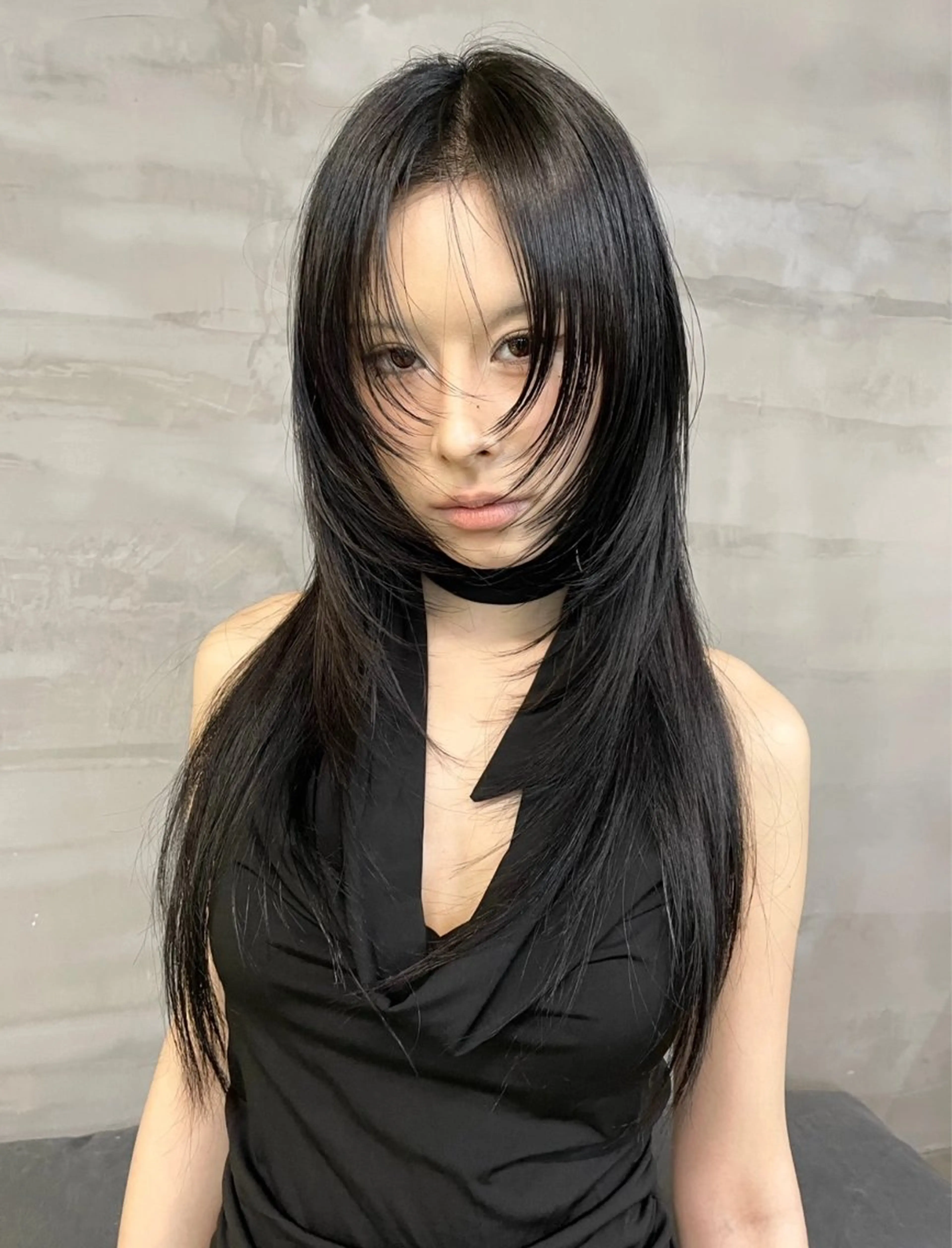 ロング カット デザインカラー⭐︎★ 🐆hyo🐆のヘアスタイル