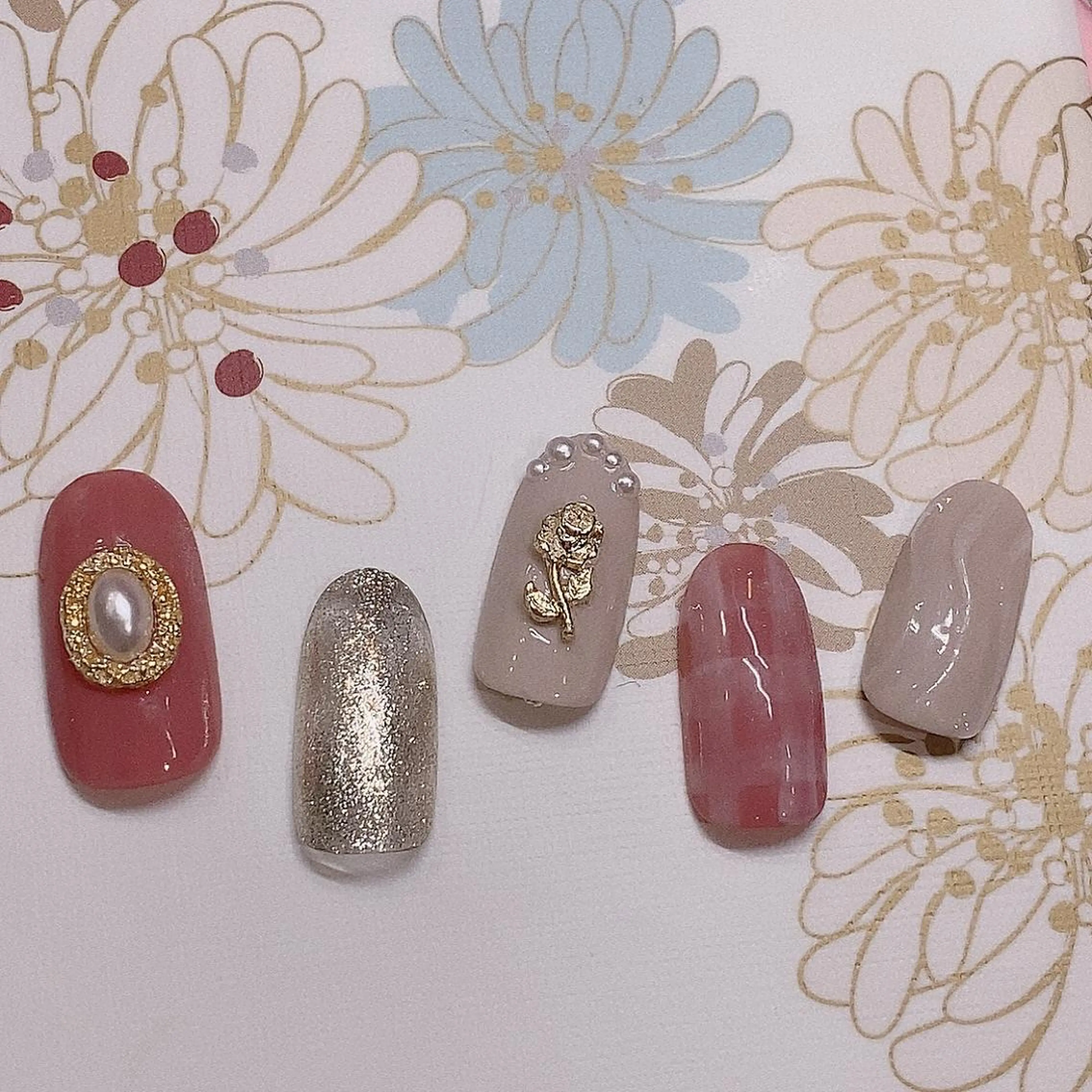 ネイル ☁️BLITZ 🎀笠原雪音🎀のネイルデザイン