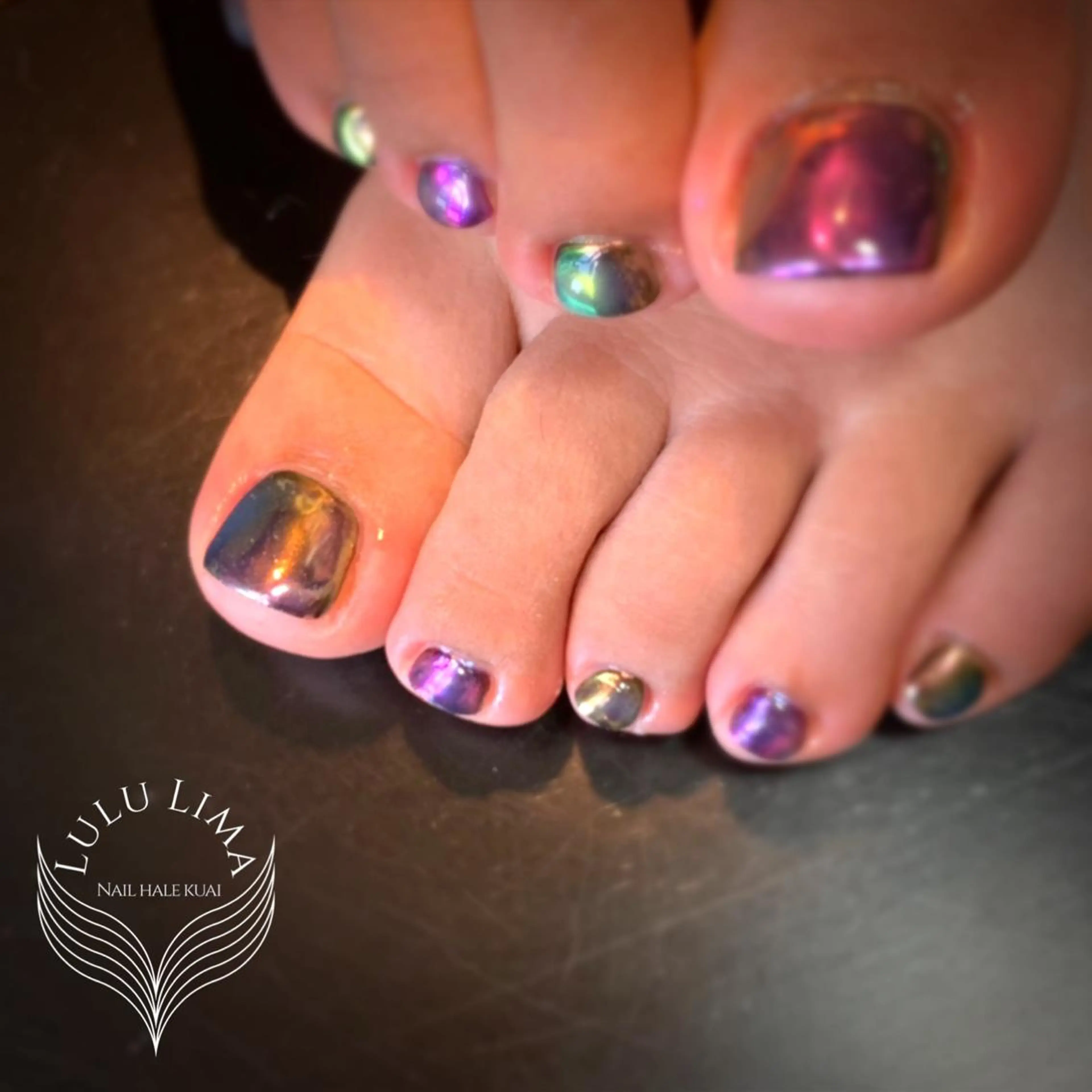 ネイル オーロラネイル フットネイル ハンドネイル フットネイル LULU LIMAのネイルデザイン