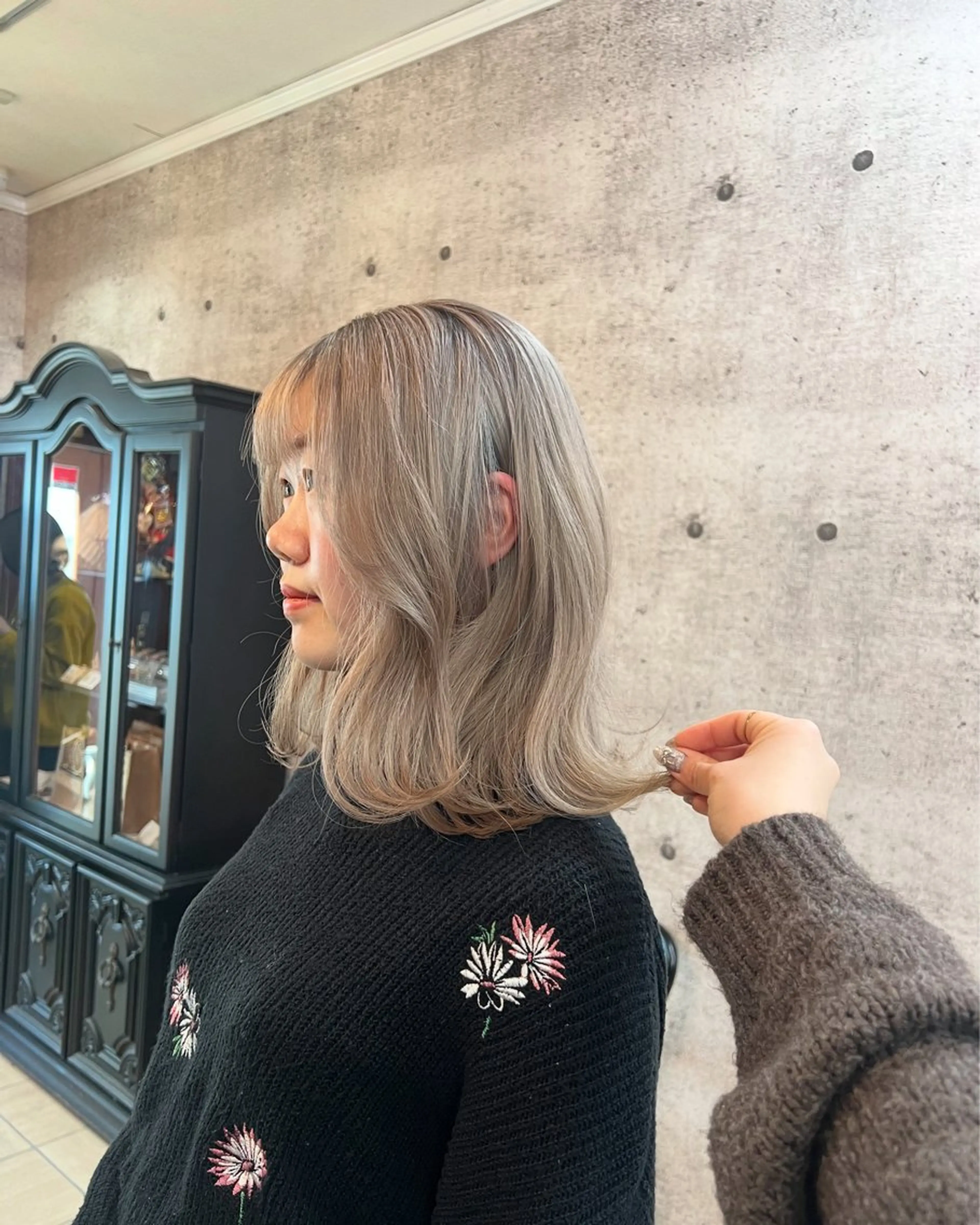ミディアム ヘアカラー トリートメント MAYU / Raf.のヘアスタイル