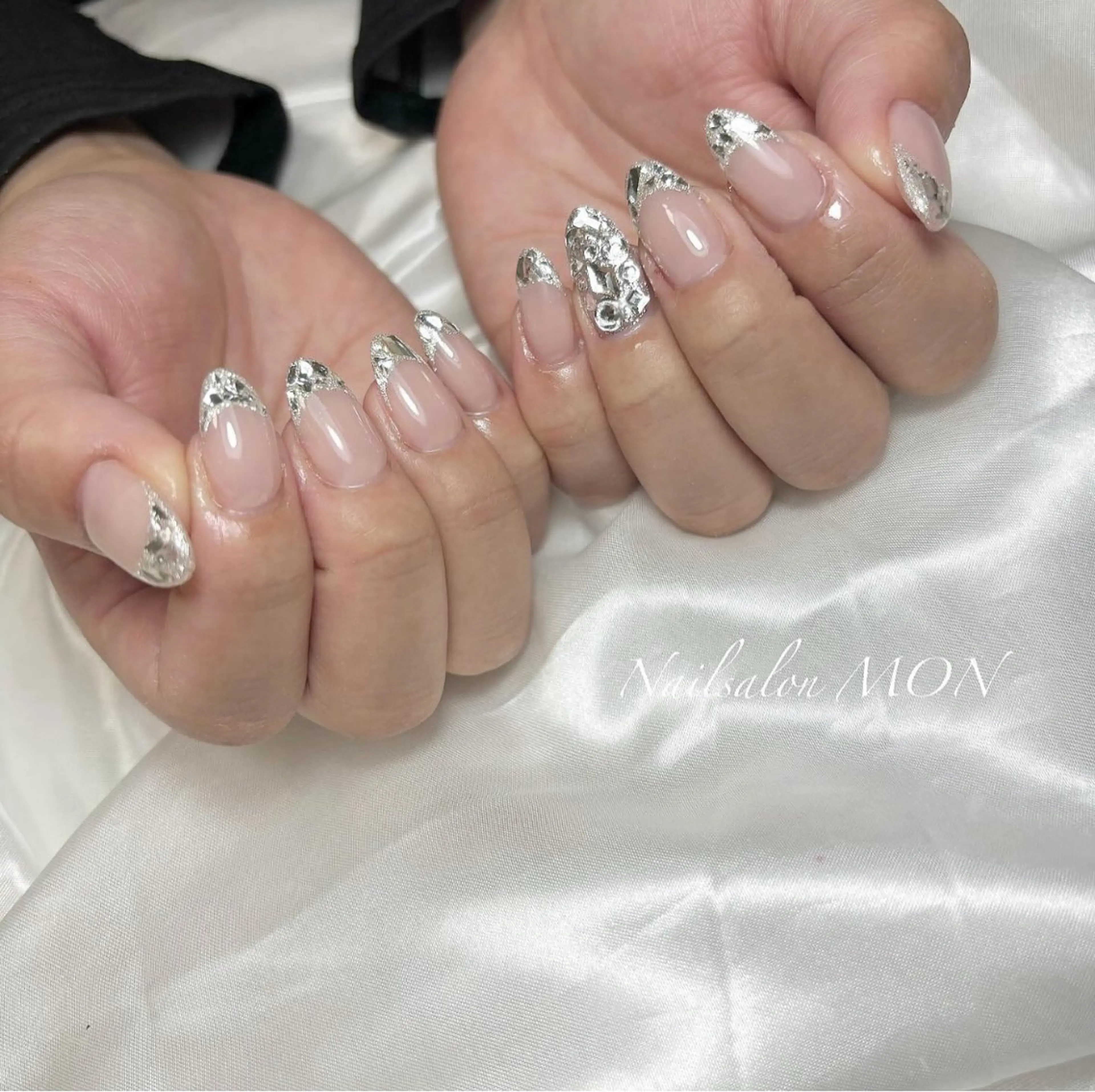 ネイル フレンチネイル ガラスフレンチ ハンドネイル Nailsalon MONのネイルデザイン