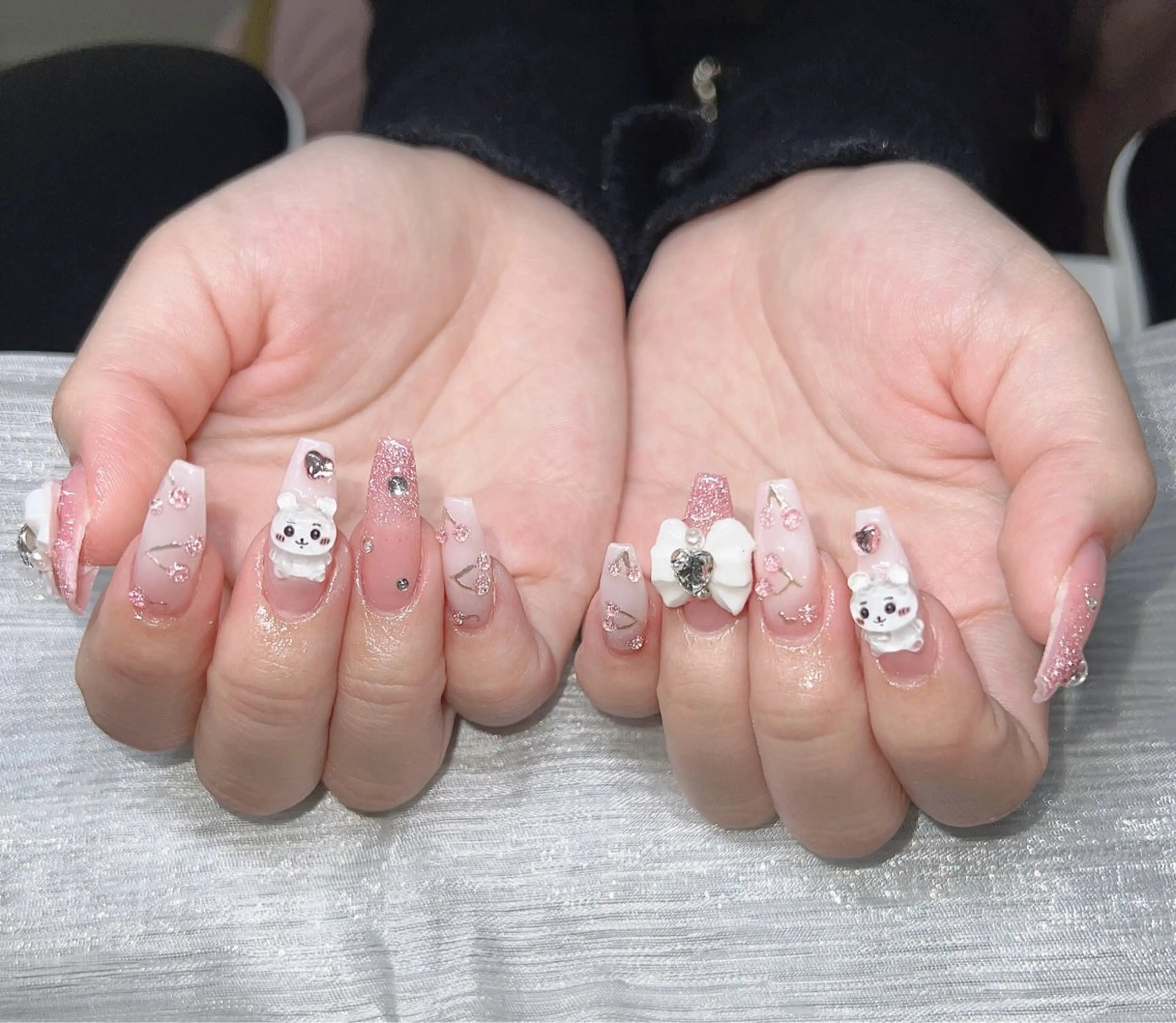 ネイル オーロラネイル チークネイル 長さ出し フットネイル フレンチネイル ハンドネイル Lee Nailsのネイルデザイン