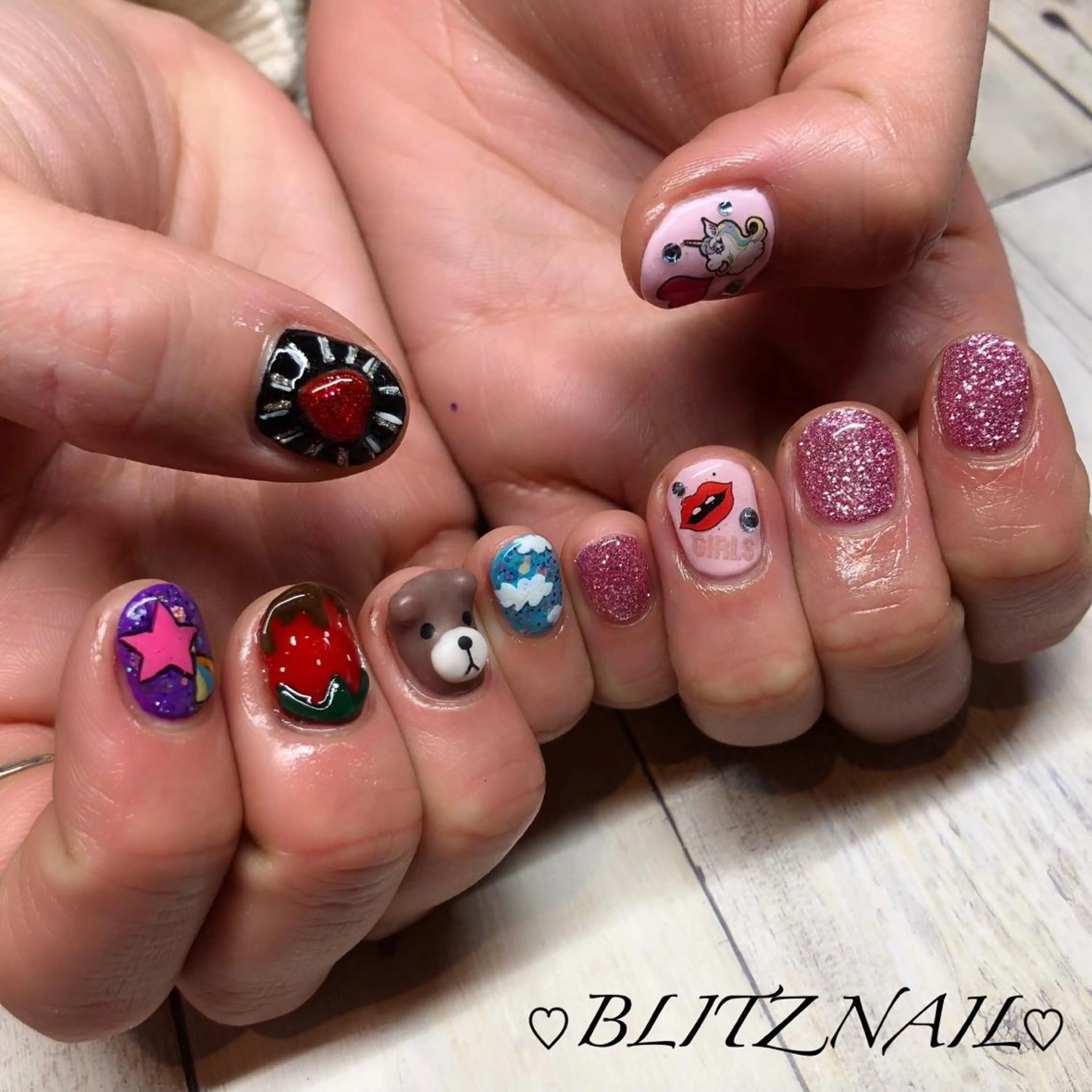 ネイル BLITZ Nail 岩田💅🏻✨のネイルデザイン