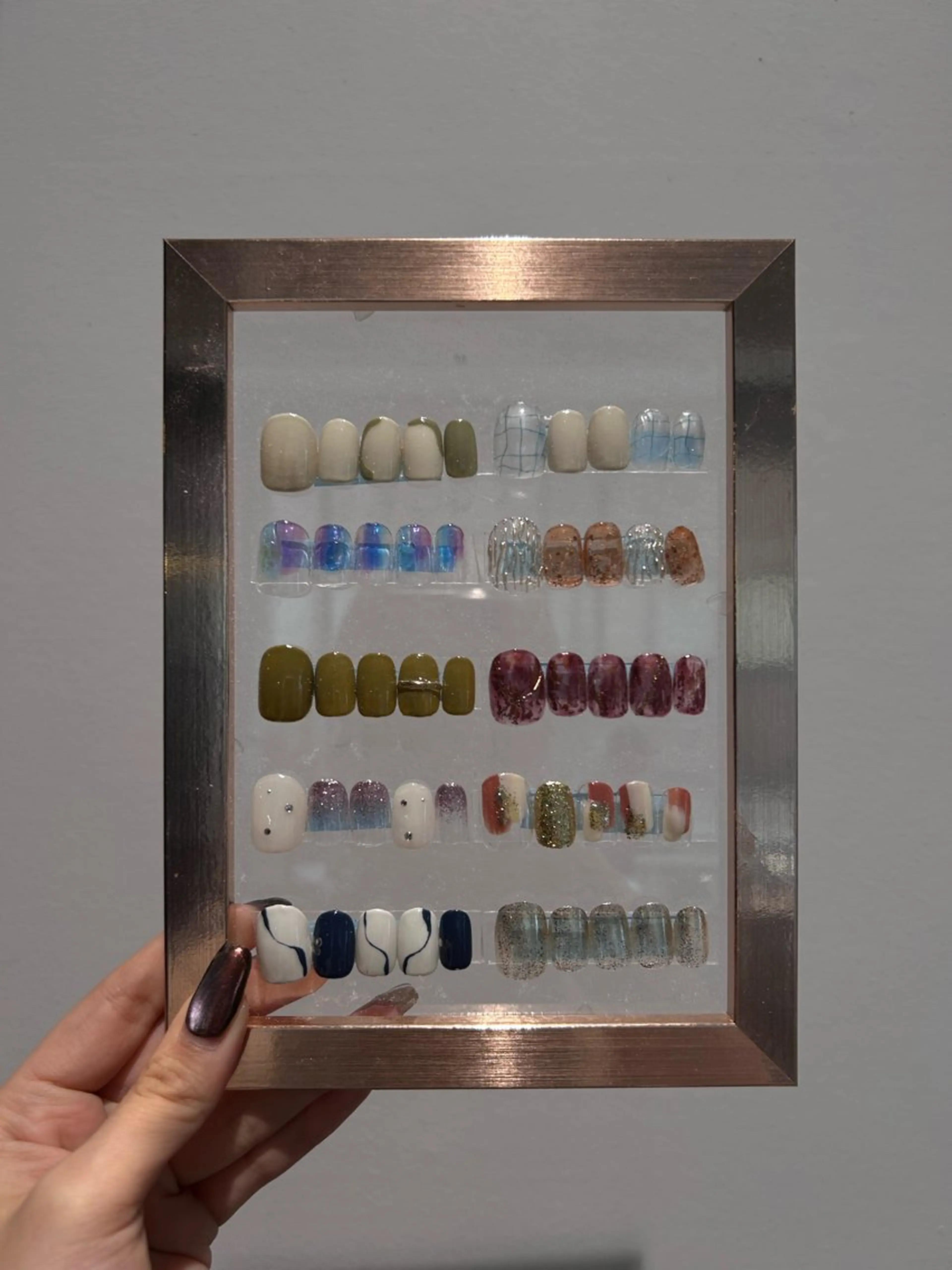 ネイル DEEokazaki momona.Gのネイルデザイン