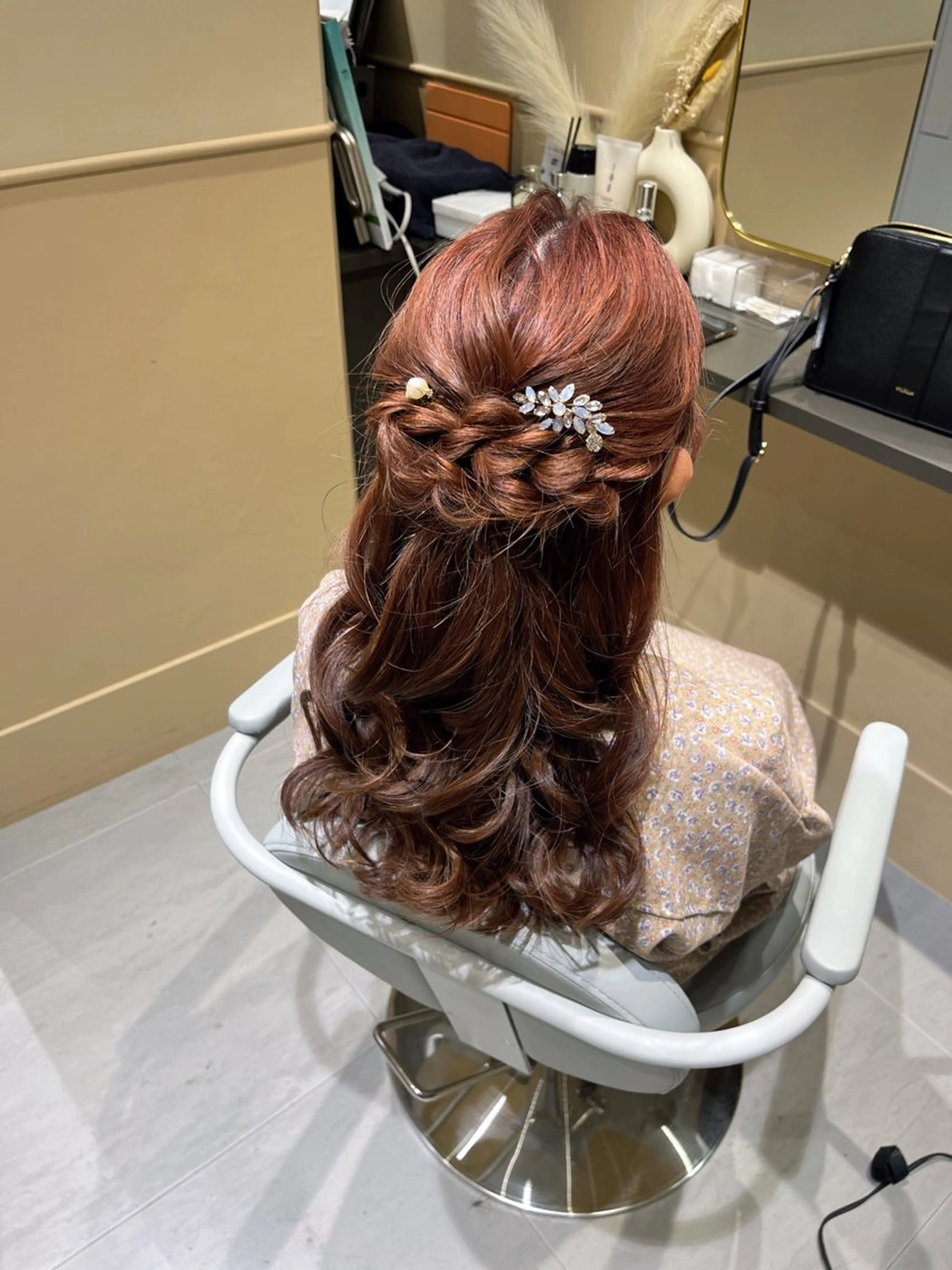 ロング ヘアアレンジ ハーフアップ 🫧tomoka 透明感カラー🫧のヘアスタイル