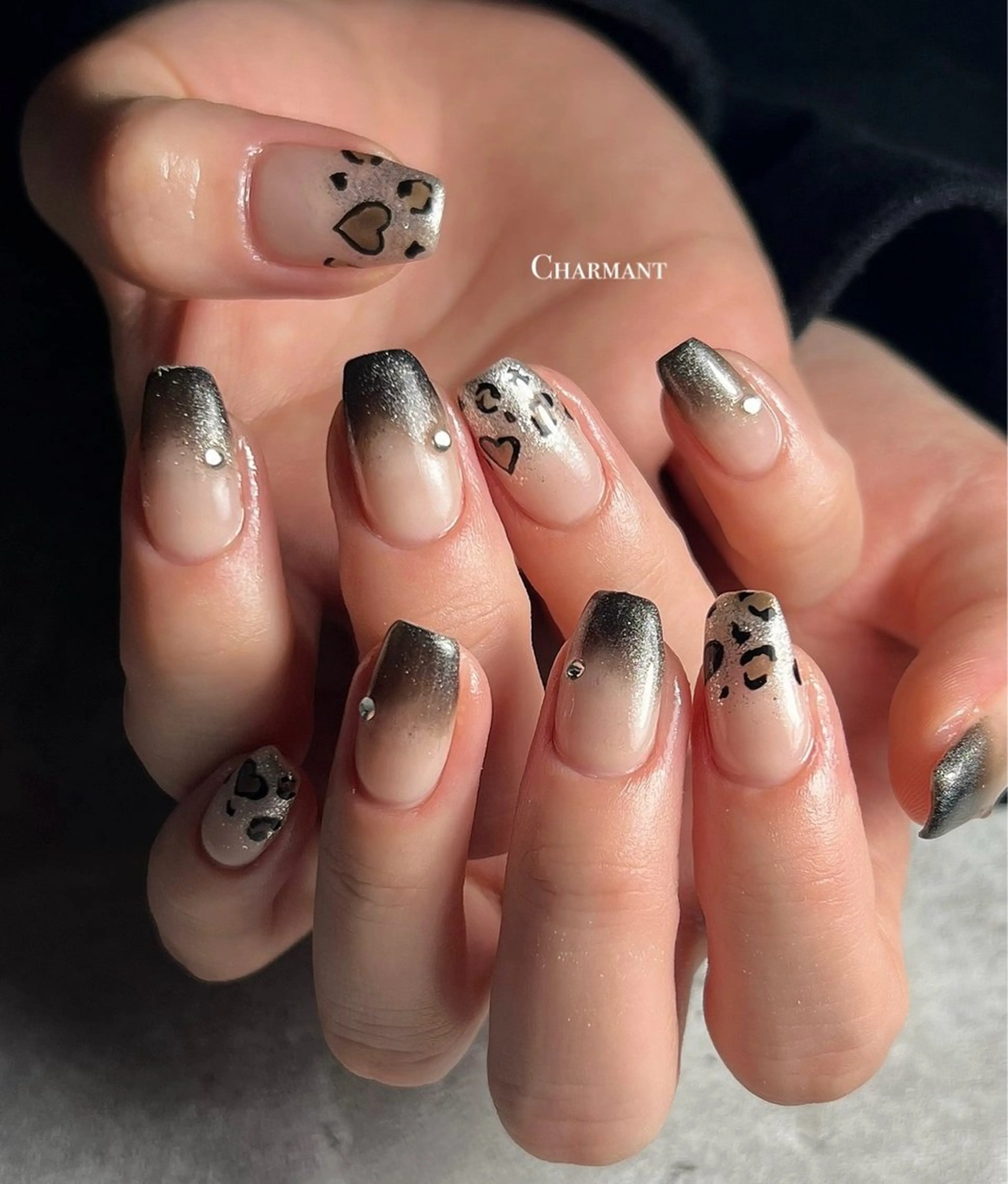 ネイル ハンドネイル Minako 【Charmant】のネイルデザイン