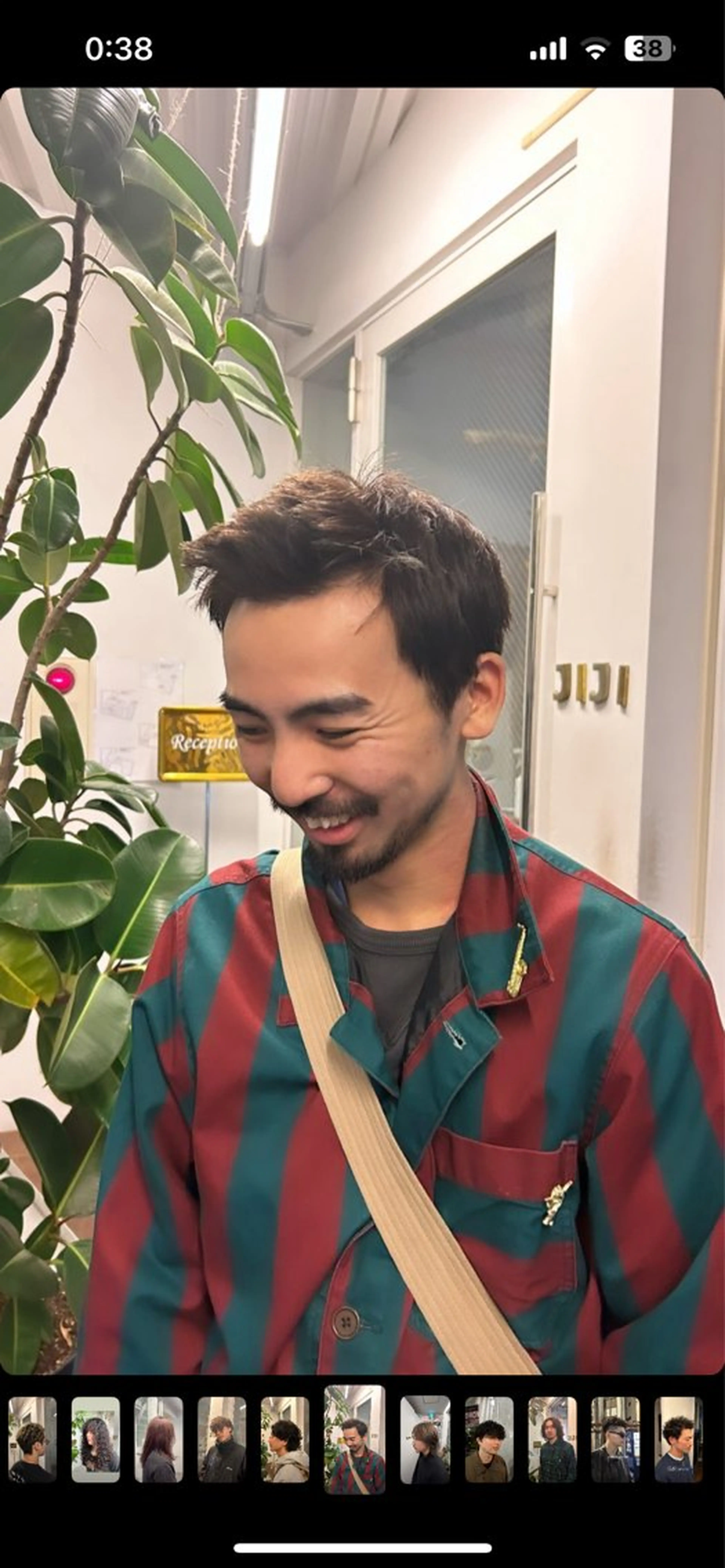 ショート カラー メンズ jiji所属・青木 真生のヘアスタイル