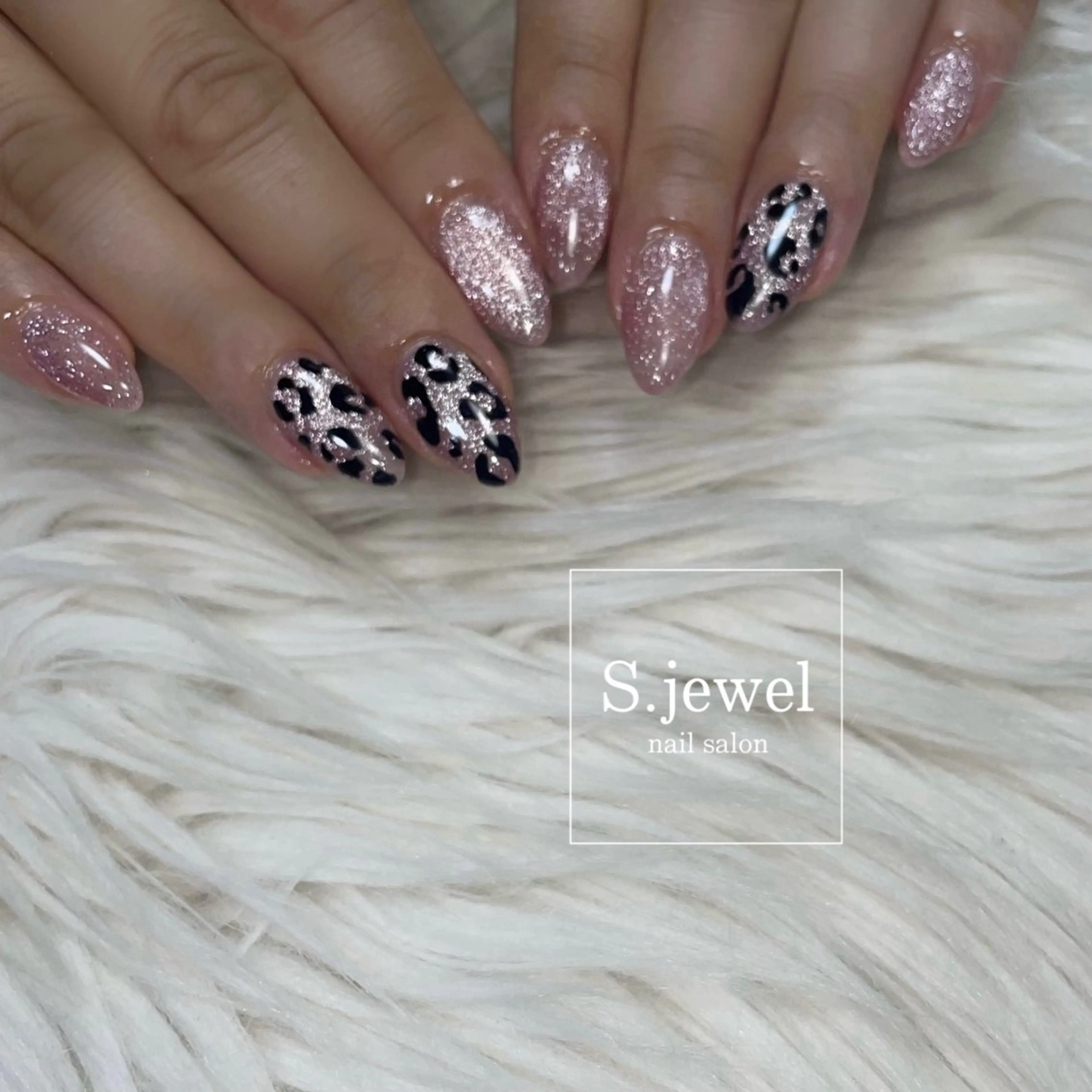 ネイル S. JEWELのネイルデザイン