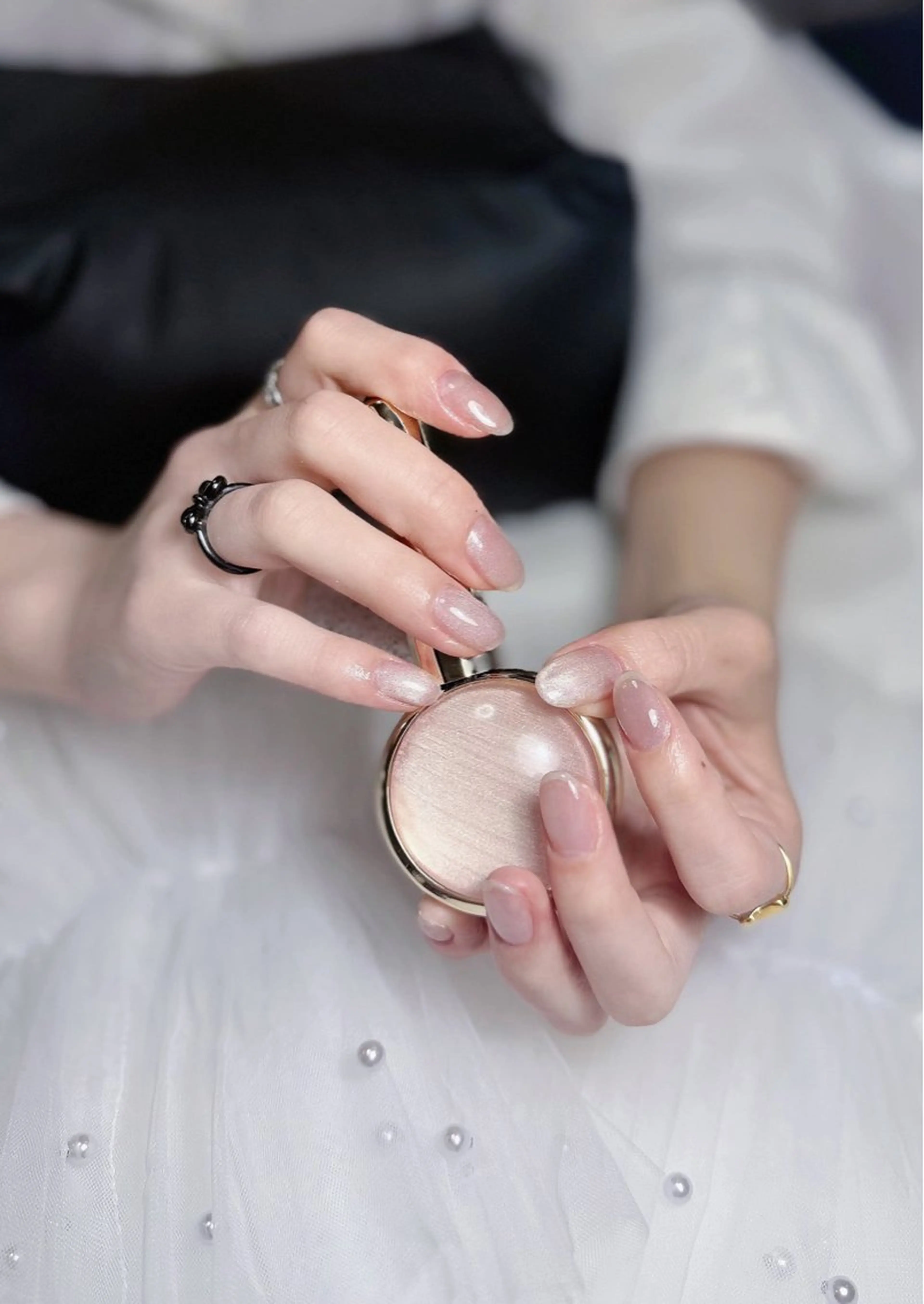 ネイル オーロラネイル チークネイル フットネイル フレンチネイル ジェルネイル フットネイル Nichi Nailsのネイルデザイン