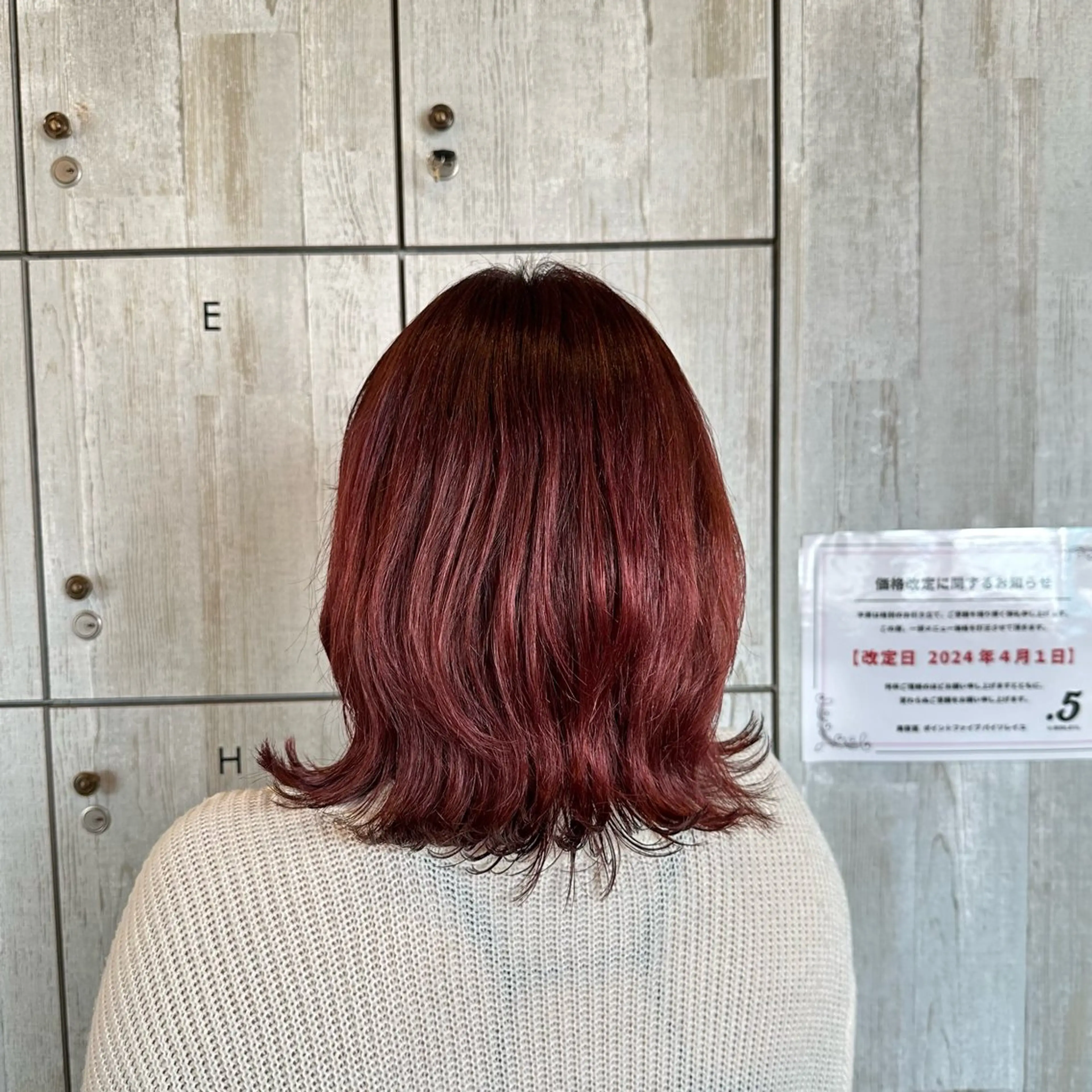 ミディアム カラー レッドカラー レイヤーカット 柔らかいcolor ￤韓国￤🩰マユ🩰のヘアスタイル