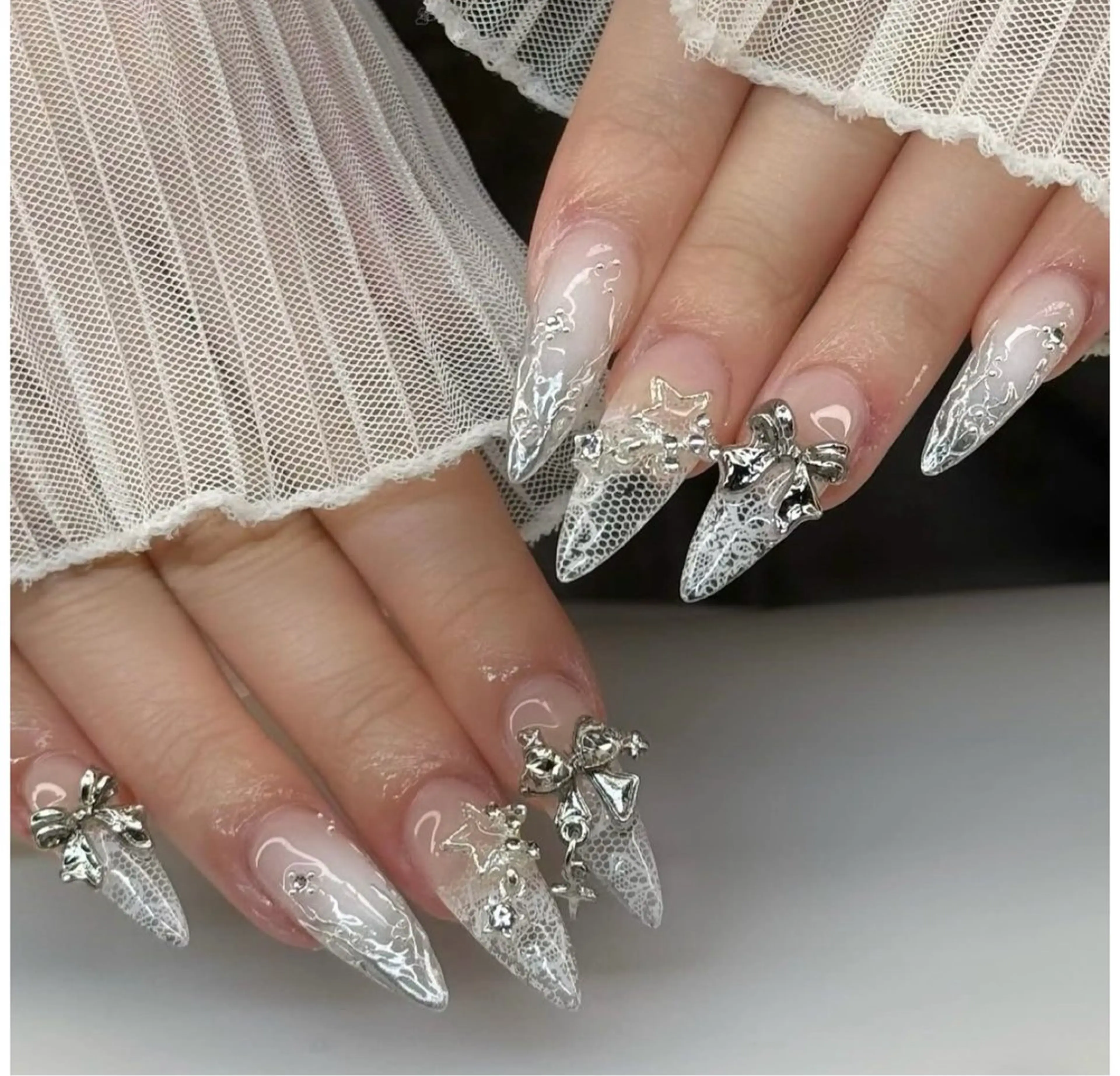 ネイル オーロラネイル ブルー チークネイル フットネイル フレンチネイル ハンドネイル REI レイのネイルデザイン