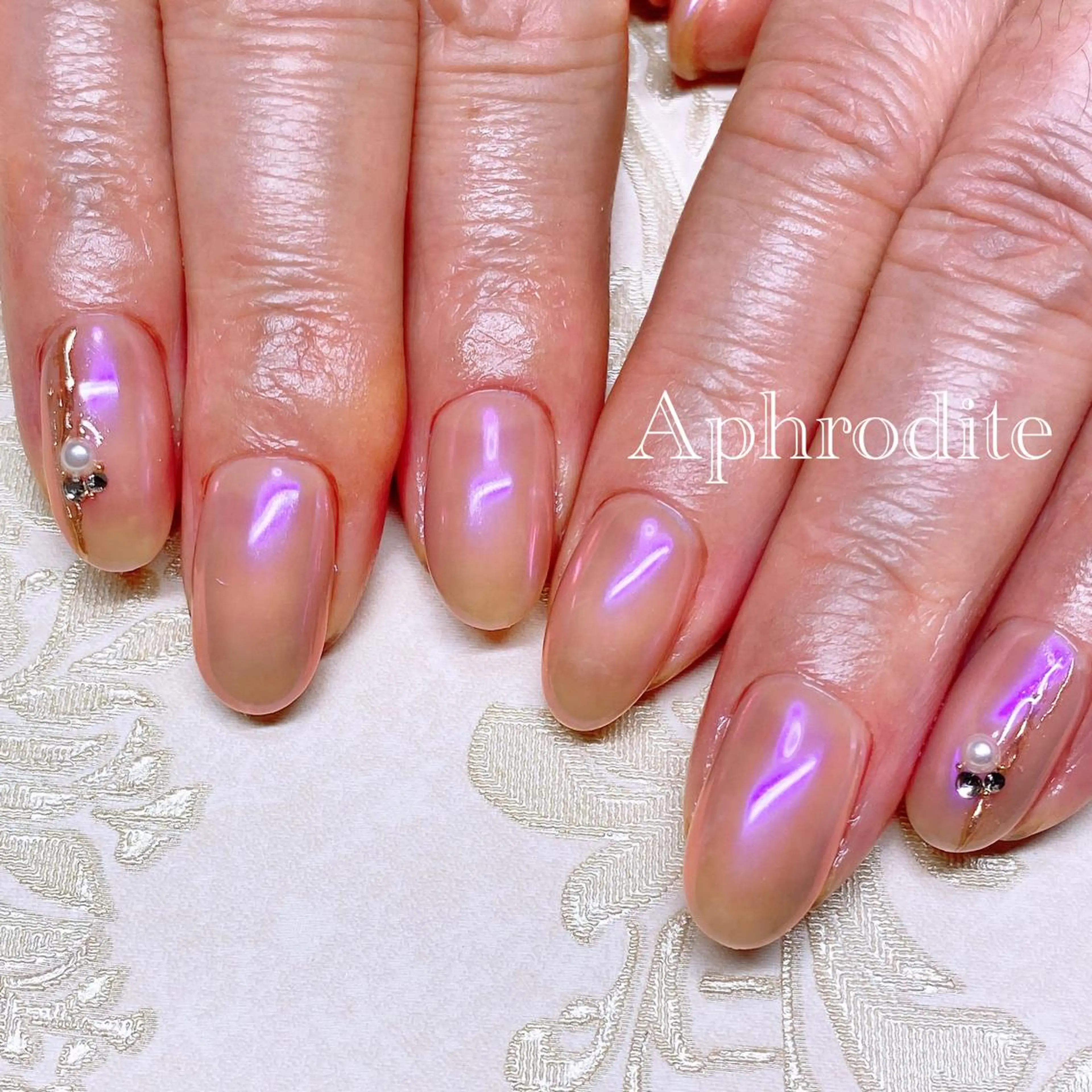 ネイル Aphrodite パラジェル認定サロンのネイルデザイン