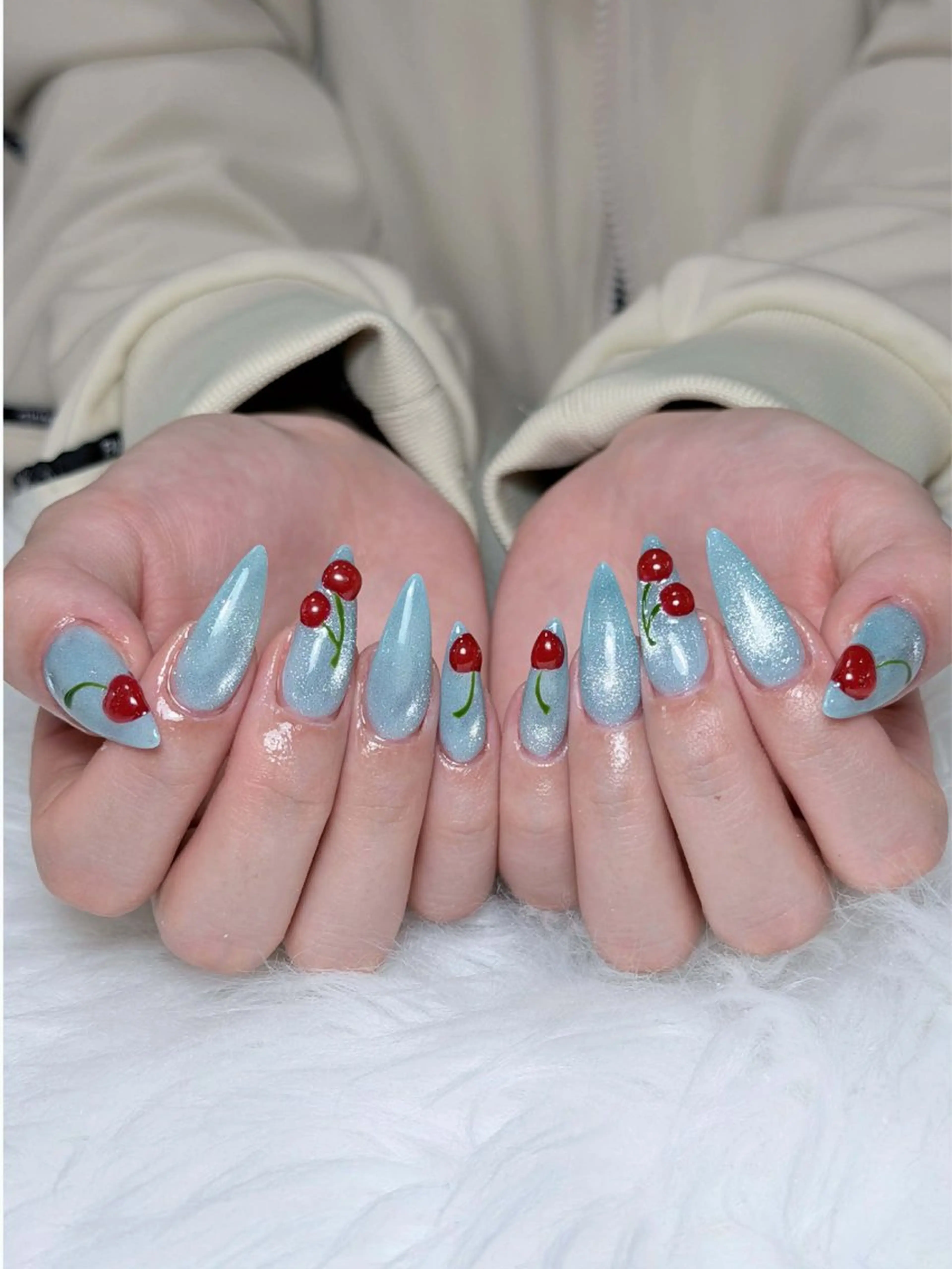 ネイル チークネイル ドット フレンチネイル グラデーション ハート ハンドネイル Julli NailStudioのネイルデザイン