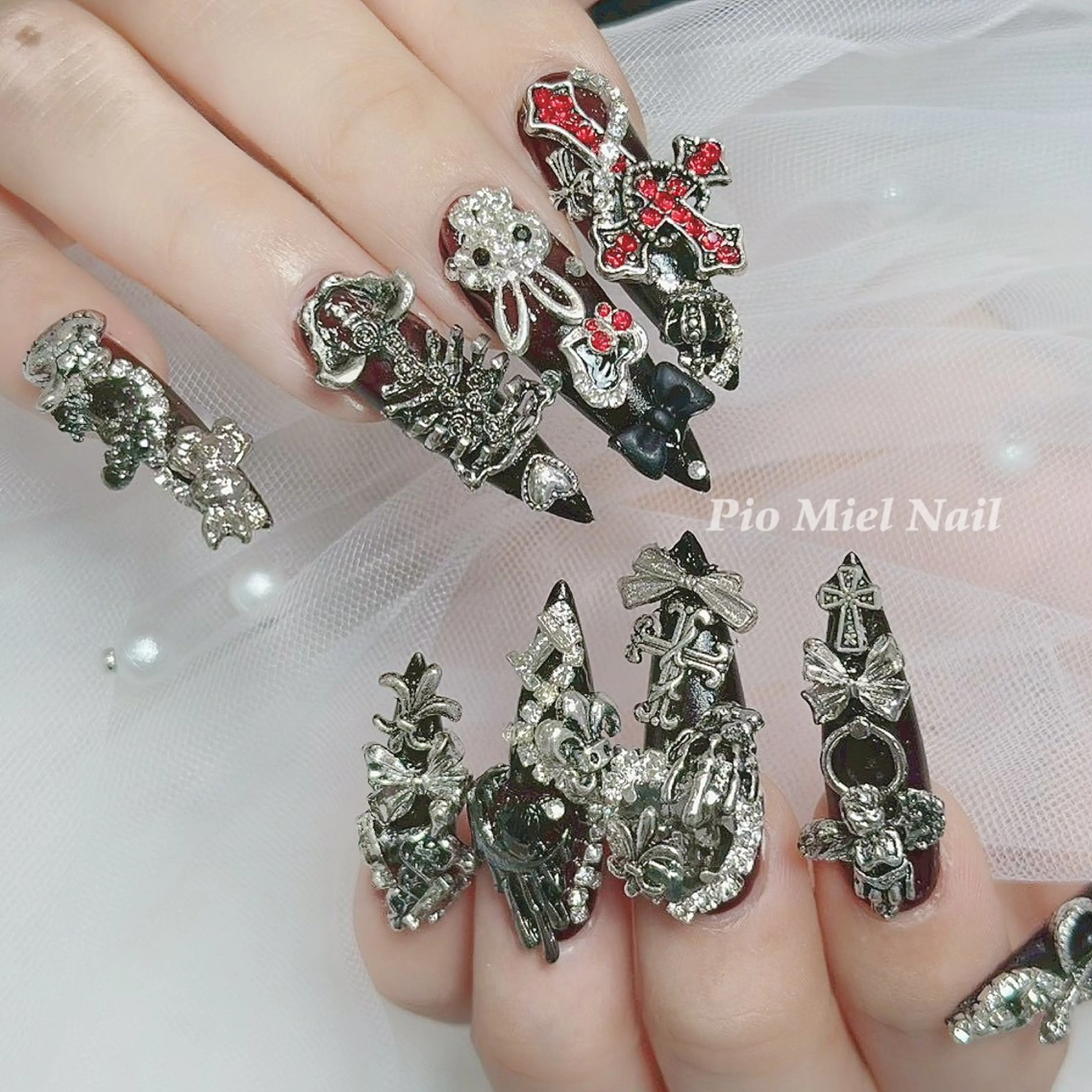 ネイル Pio Mielのネイルデザイン
