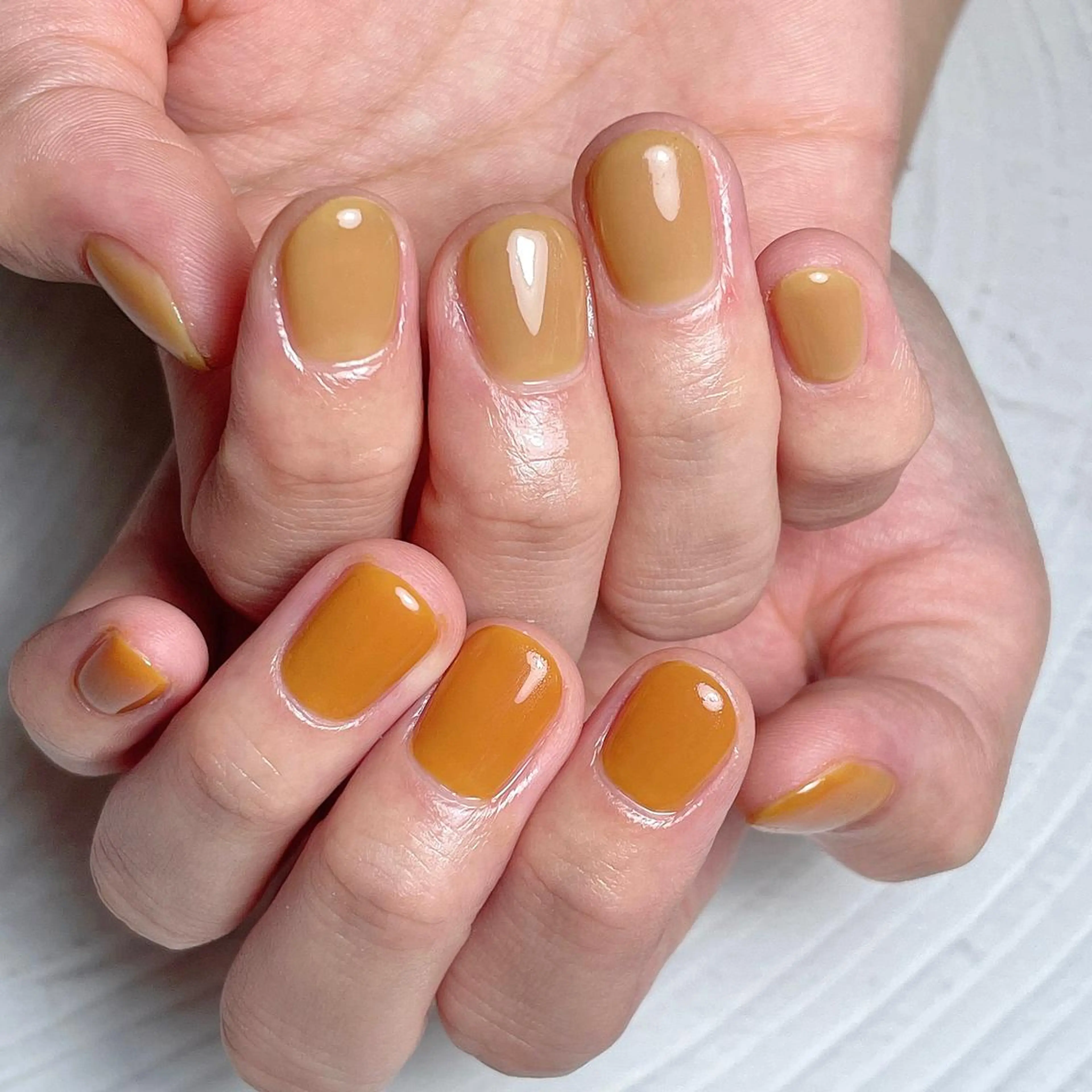 ネイル ワンカラーネイル amulet TOMOMIのネイルデザイン