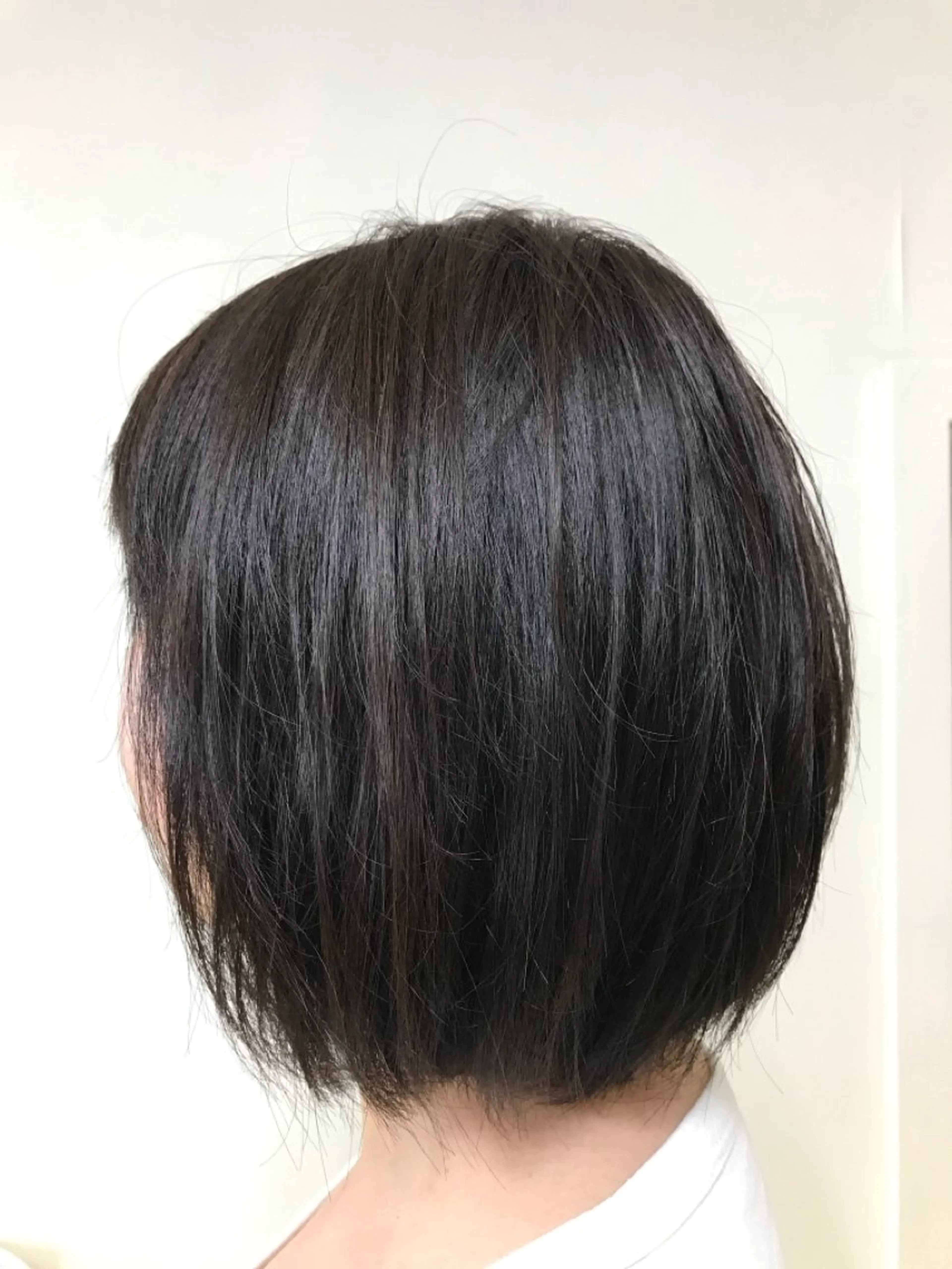 ミディアム カラー 横田 尚登のヘアスタイル