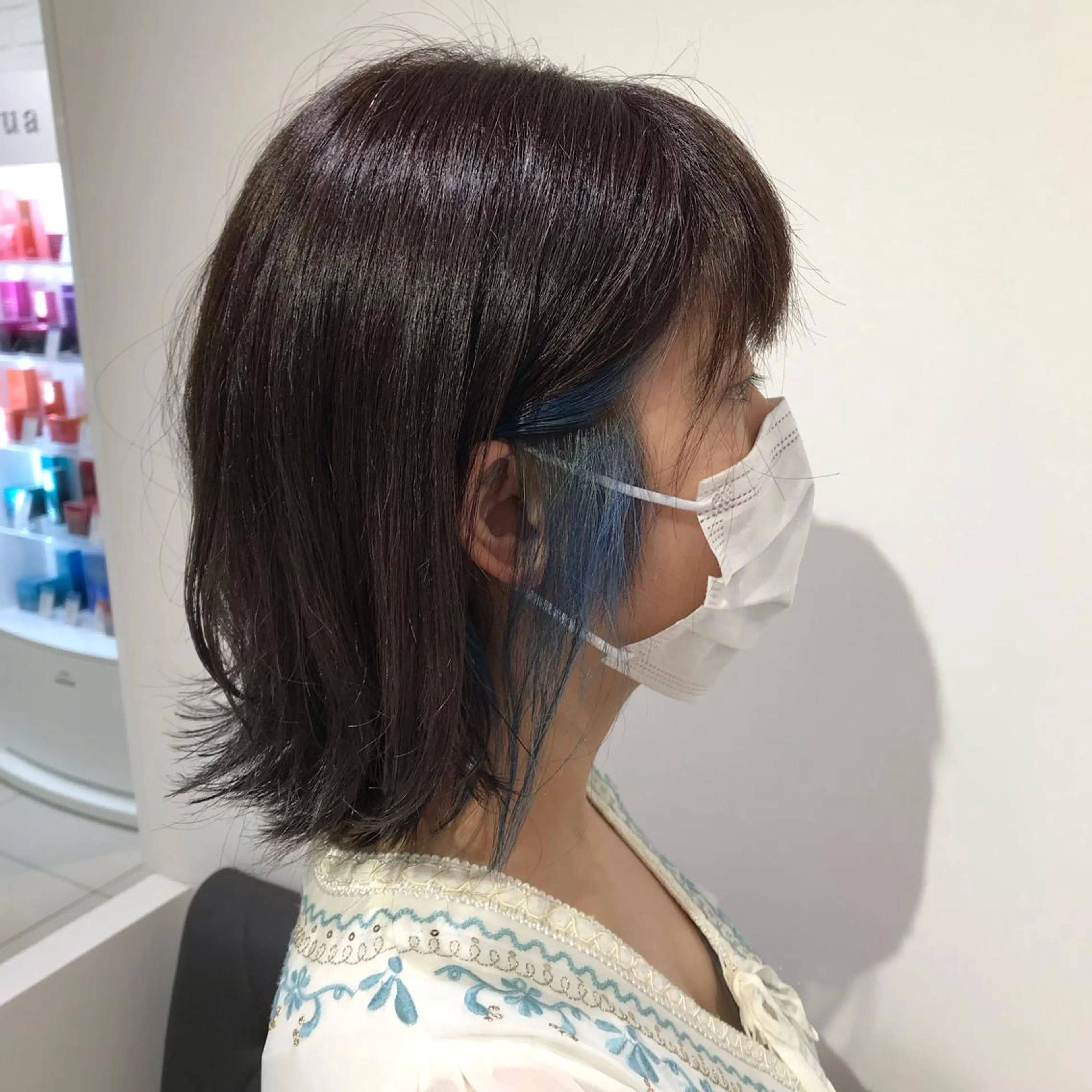 ミディアム カラー ブルーカラー ブルージュ 透明感カラー イヤリングカラー グレージュ ヘアカラー トリートメント 【暖色カラー特化】 中山由梨のヘアスタイル
