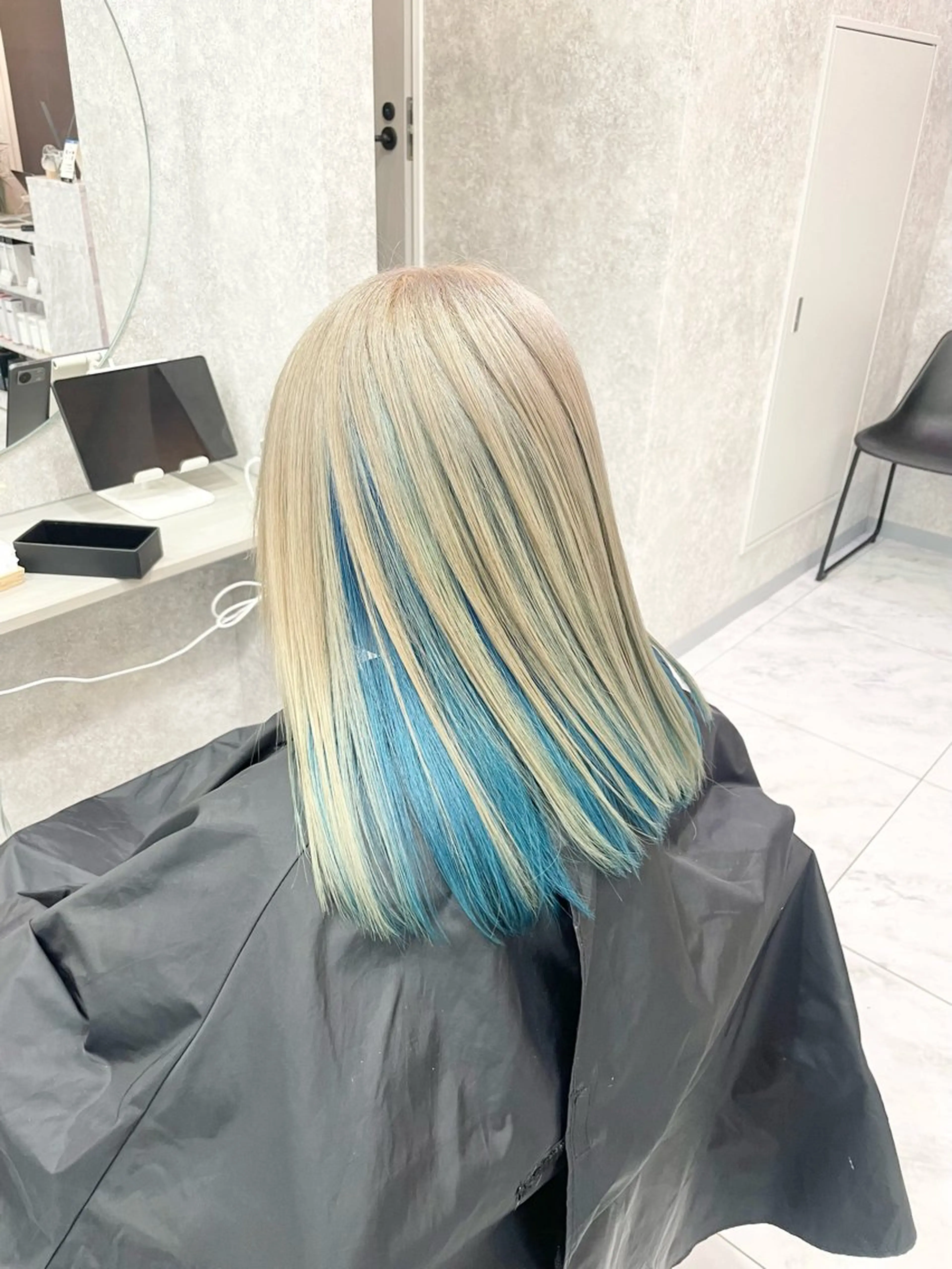 ミディアム 🦋ハイトーン🦋 石山 希理🦋のヘアスタイル