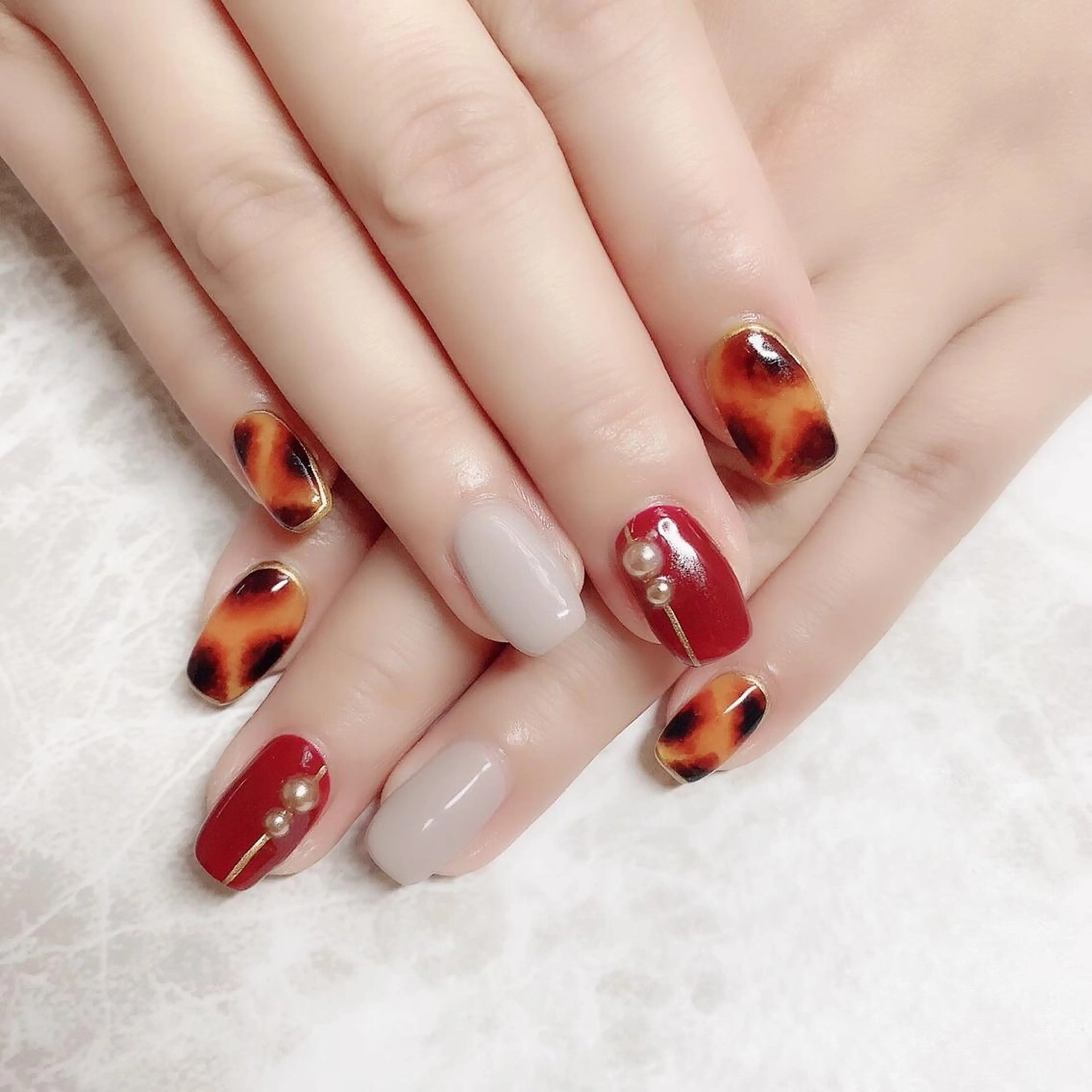 ネイル ハンドネイル マジック ミラーのネイルデザイン