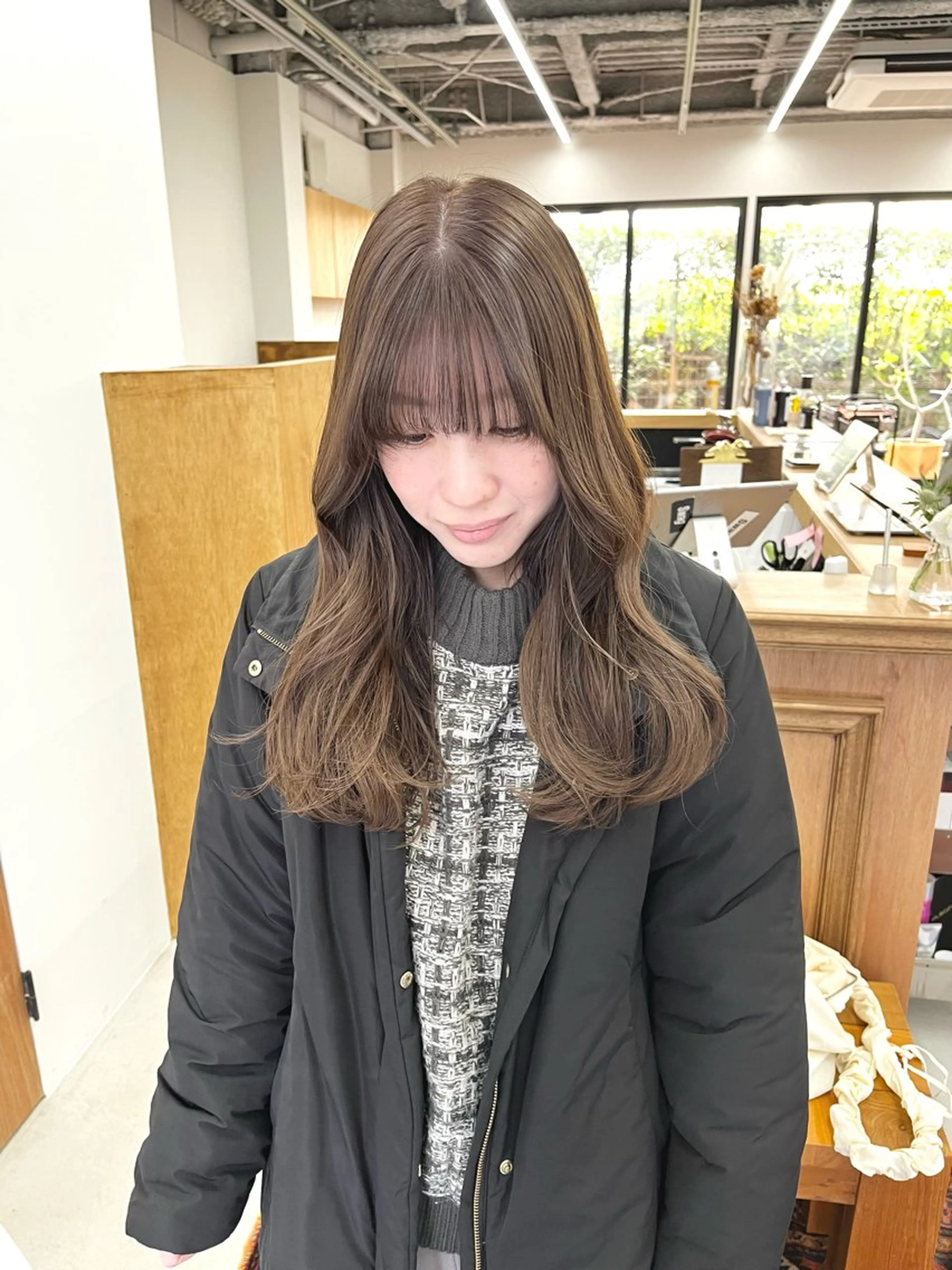 ロング カラー ヘアアレンジ ベージュカラー ブリーチ ダブルカラー ブリーチなしカラー ena/ブリーチなし 透明感・レイヤー🎀のヘアスタイル