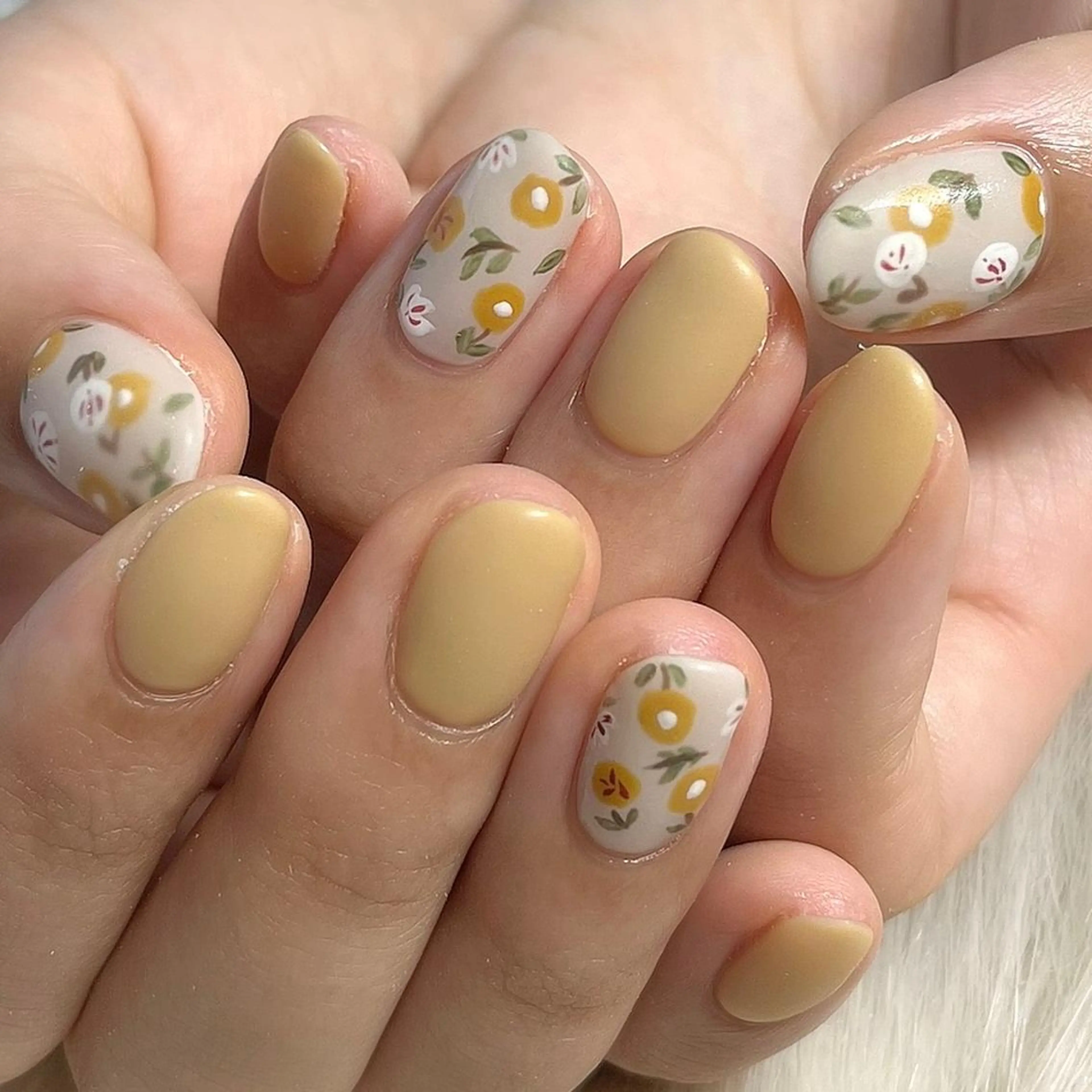 ネイル フラワーネイル Nail Salon Momoのネイルデザイン
