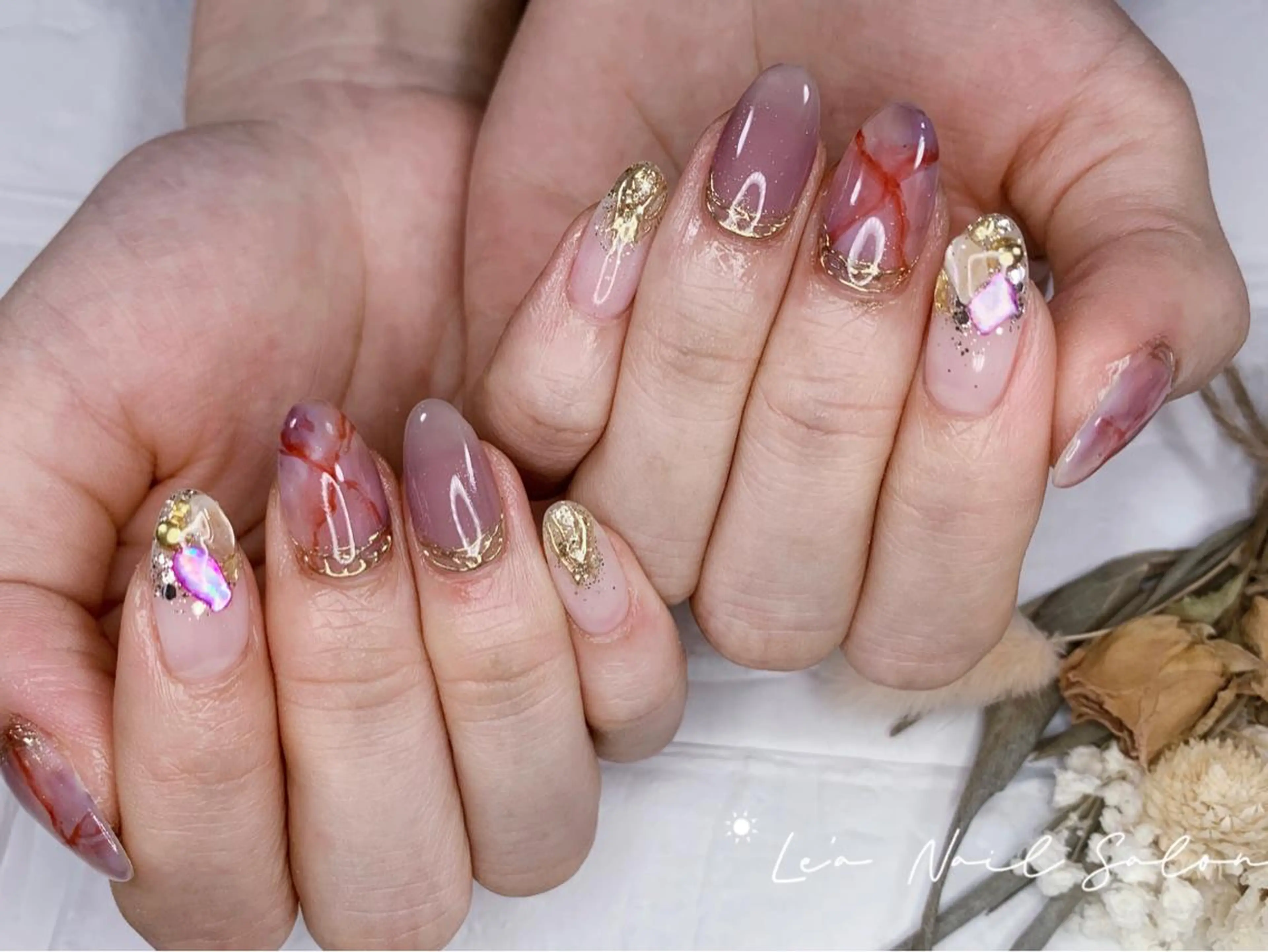 ショート カラー ネイル Le’a NailSalonのネイルデザイン