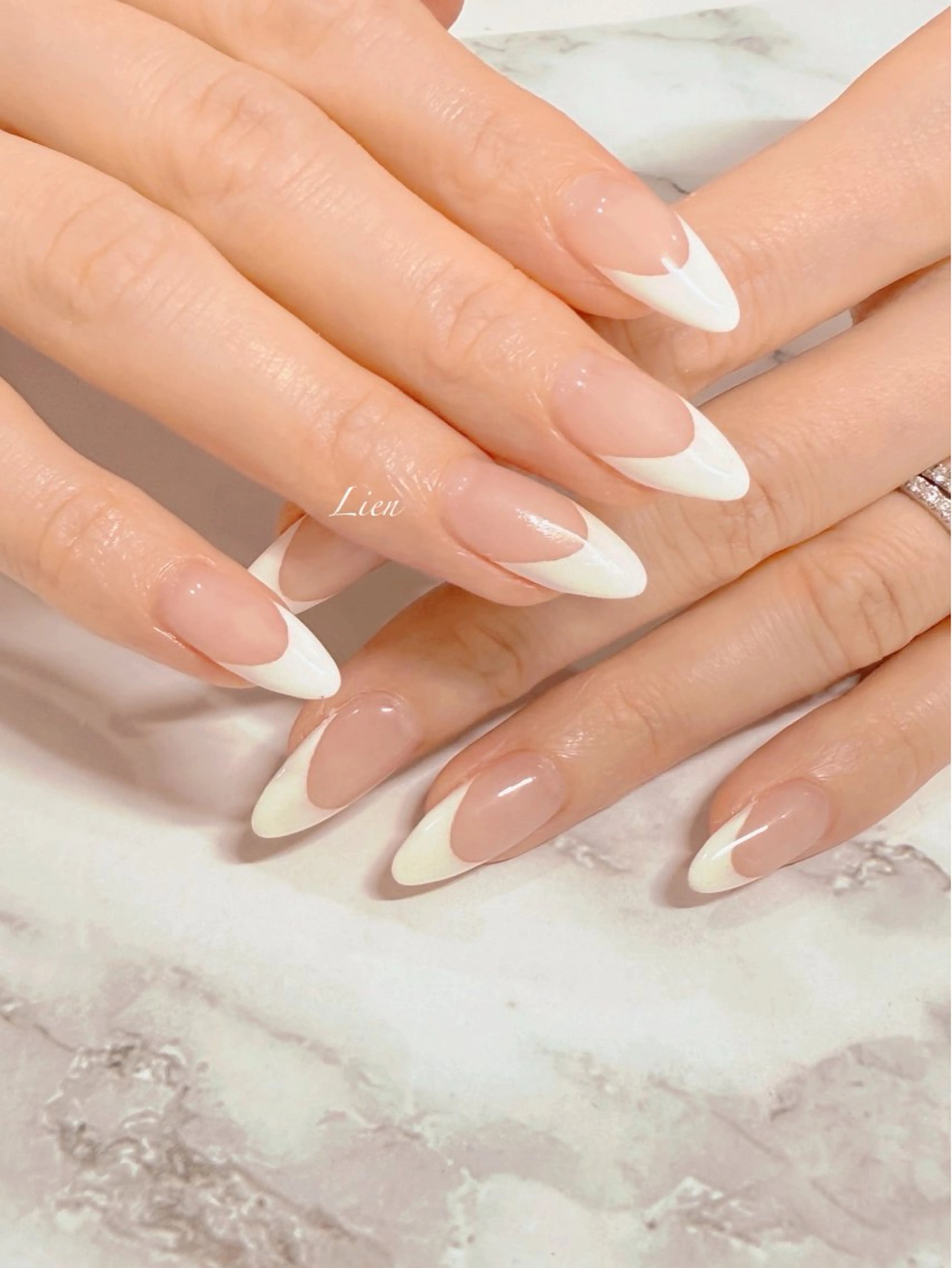 ネイル 長さ出し フットネイル フレンチネイル ジェルネイル ガラスフレンチ ハンドネイル Lien(リアン) 銀座駅6分のネイルデザイン