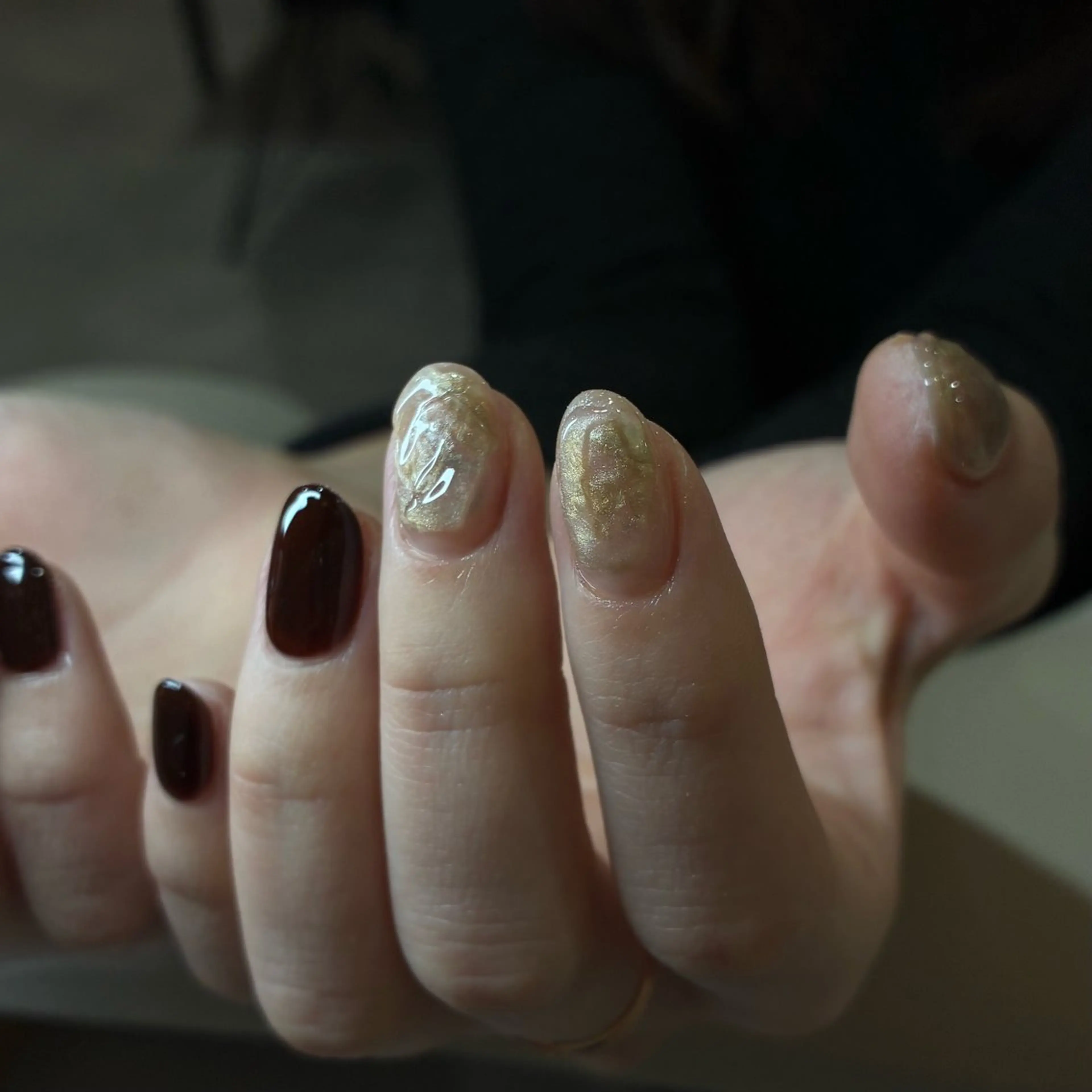 ネイル ブラウン tiffin Sanaのネイルデザイン