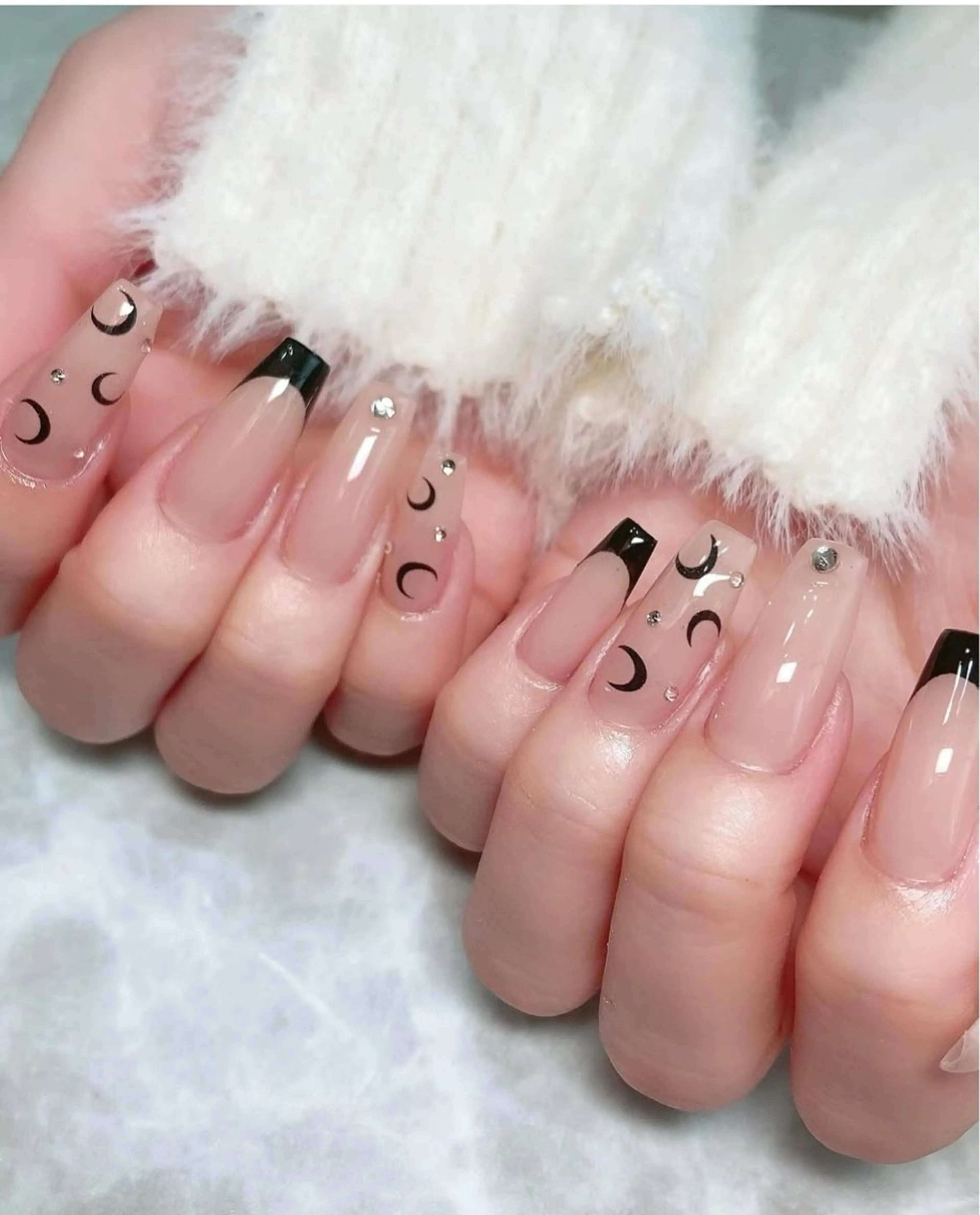 ネイル アートネイル フレンチネイル ジェルネイル ニュアンスネイル オフィスネイル Kanao_ CloudyChanのネイルデザイン