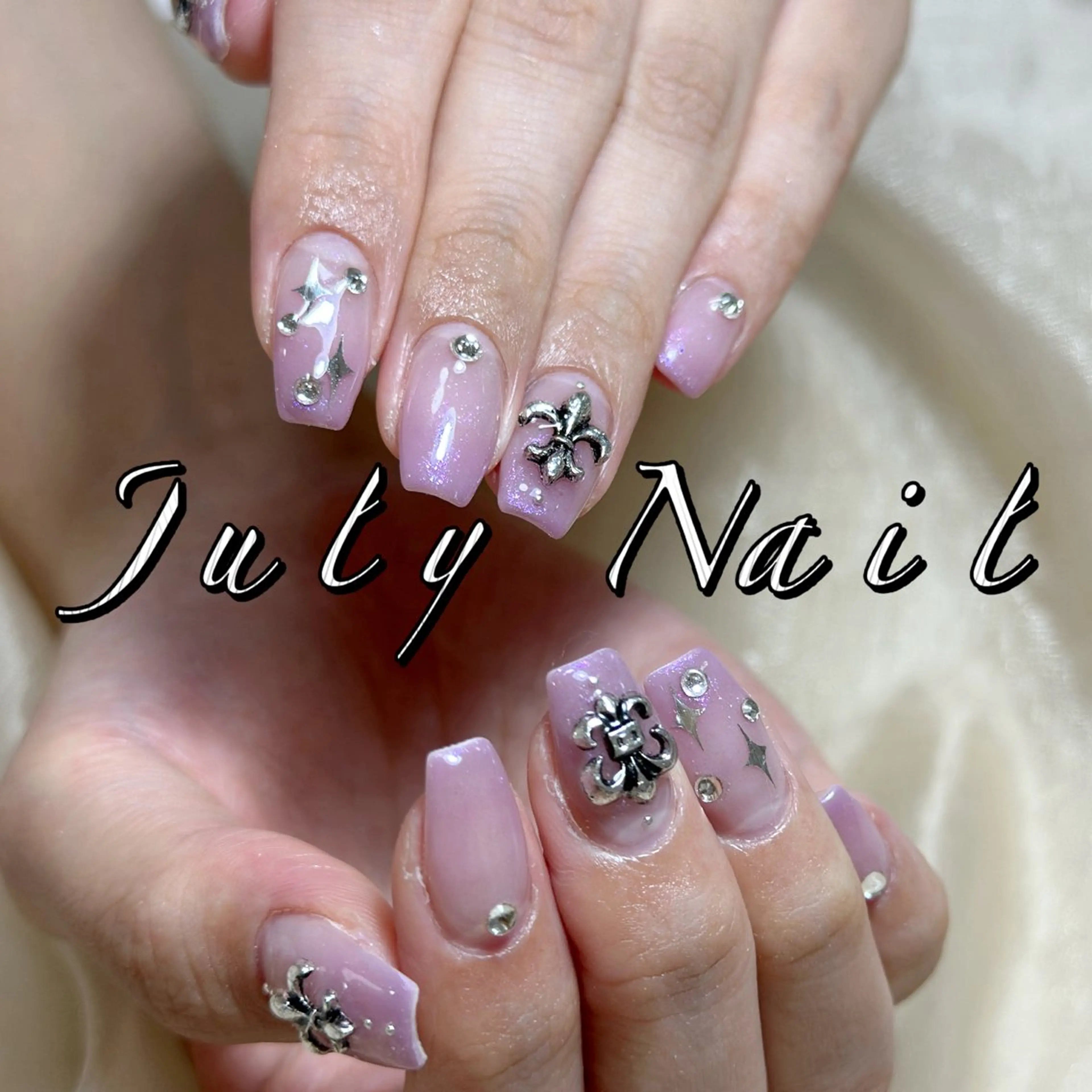 ネイル July Nail 新横浜駅のネイルデザイン