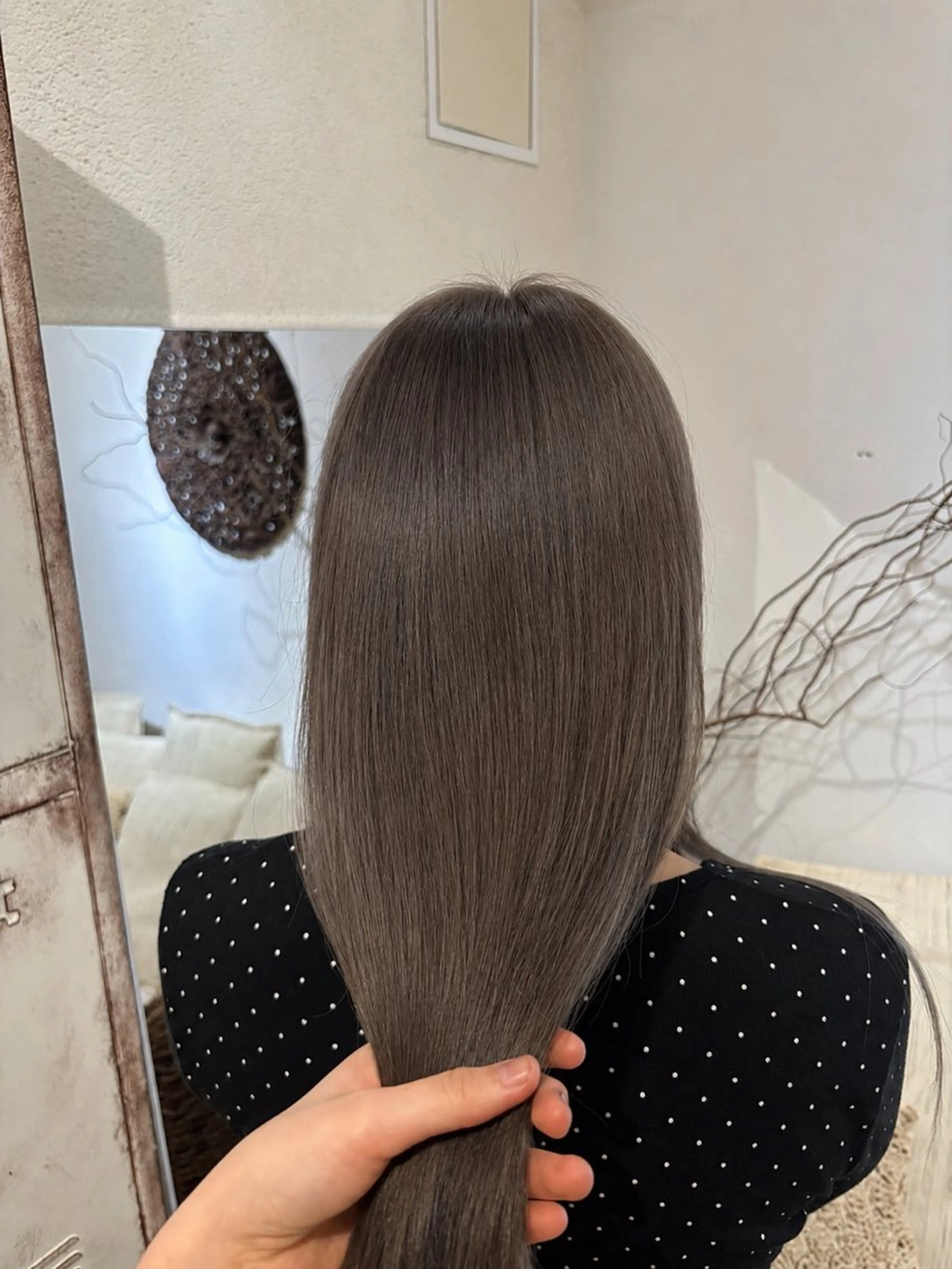 カラー ヘアカラー 本田 乃愛のヘアスタイル