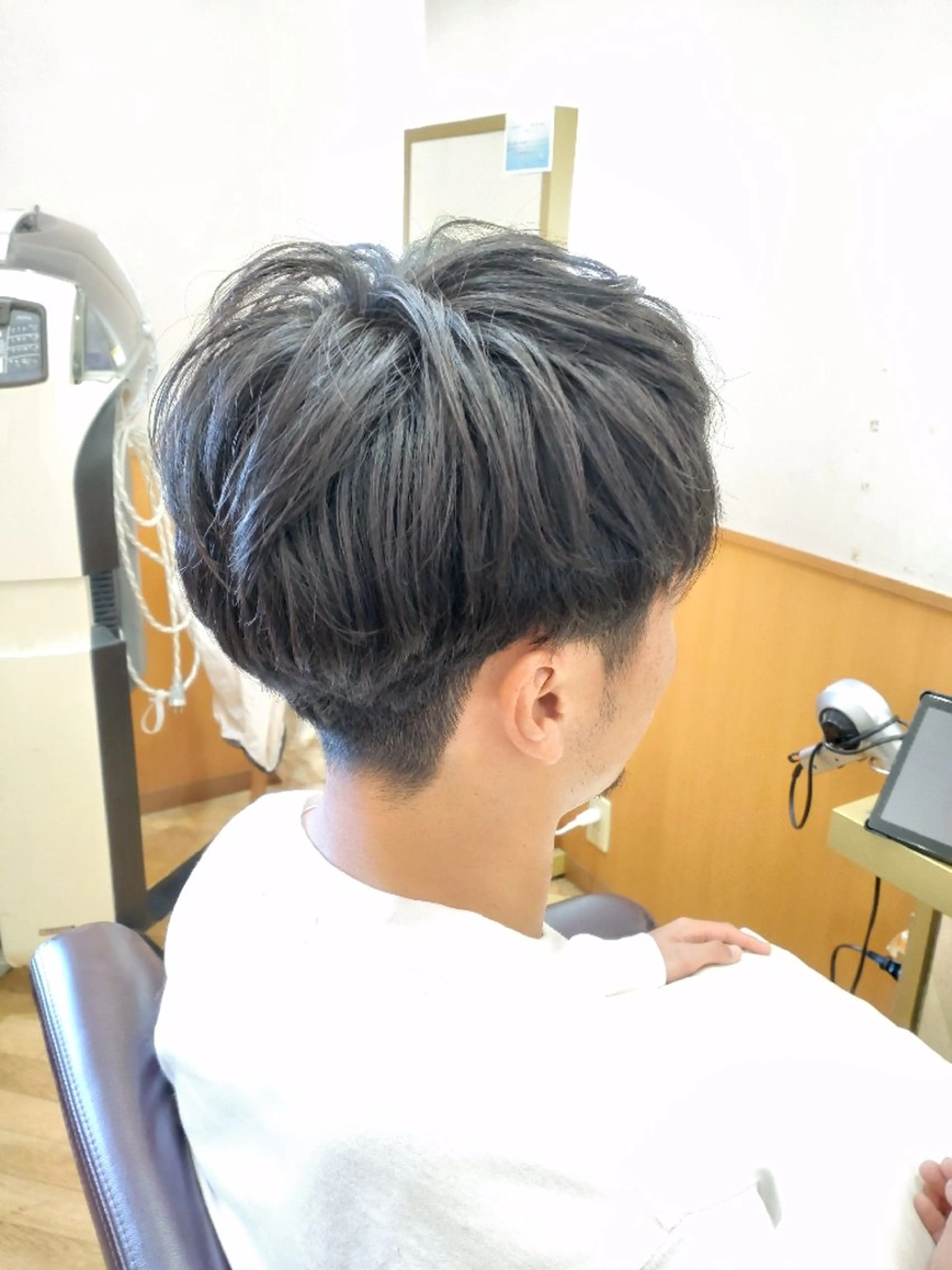 メンズ カット ヘッドスパ 仮屋 敬介のヘアスタイル