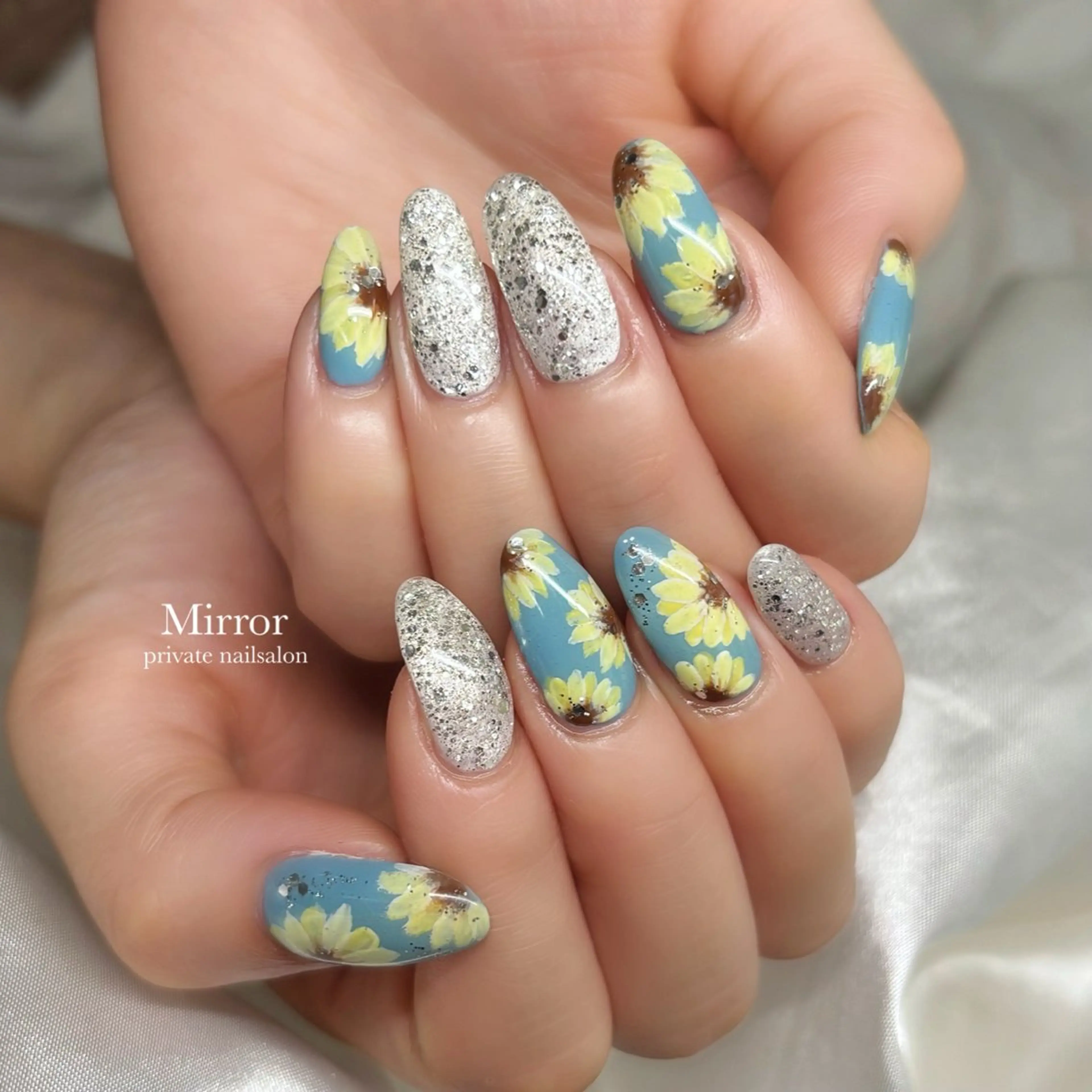 ネイル ハンドネイル nailsalon Mirrorのネイルデザイン
