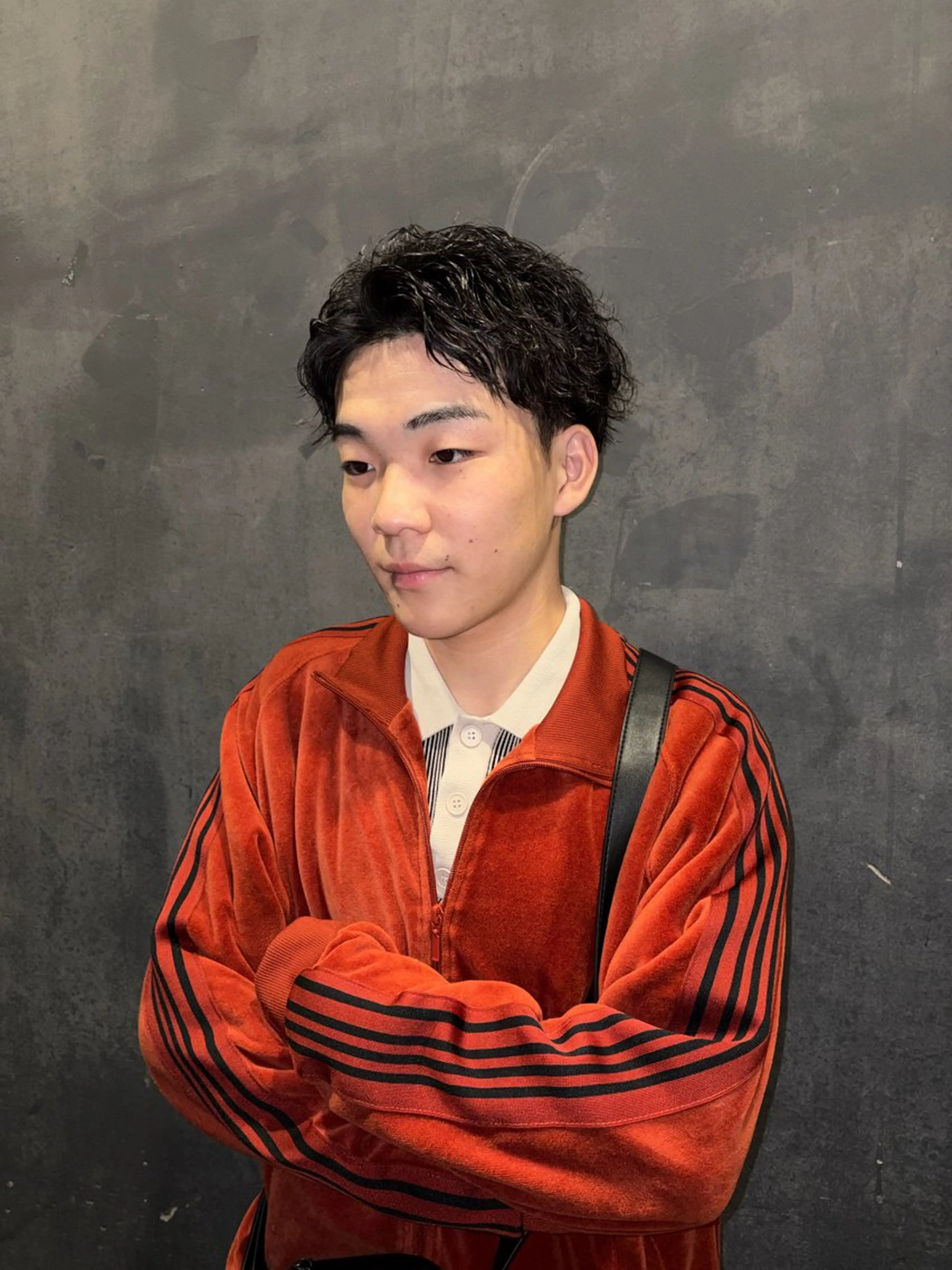 ショート パーマ メンズ 鈴木 静のヘアスタイル