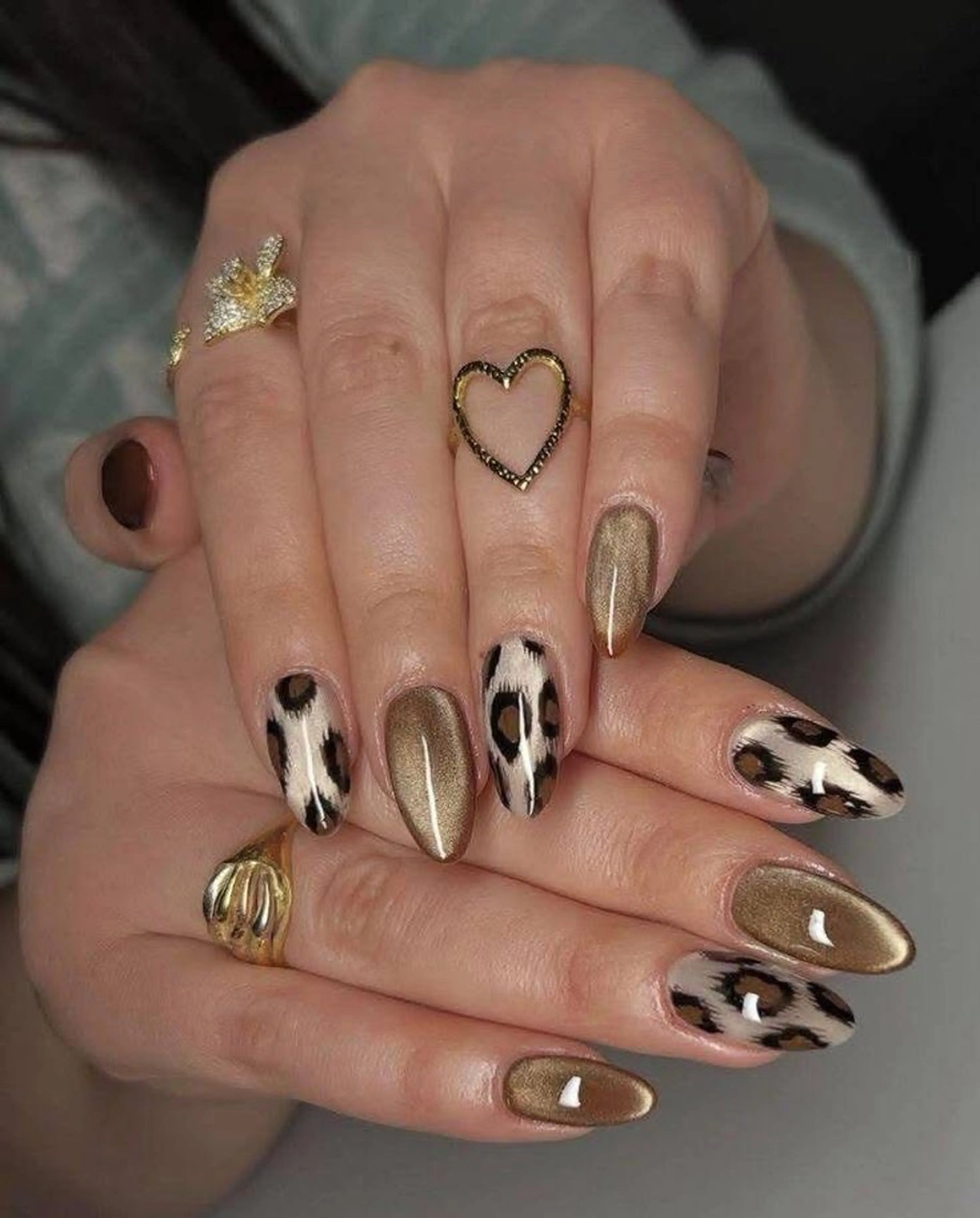 ネイル チークネイル フレンチネイル グラデーション キラキラネイル マグネットネイル ハンドネイル FUJI Nail Salonのネイルデザイン