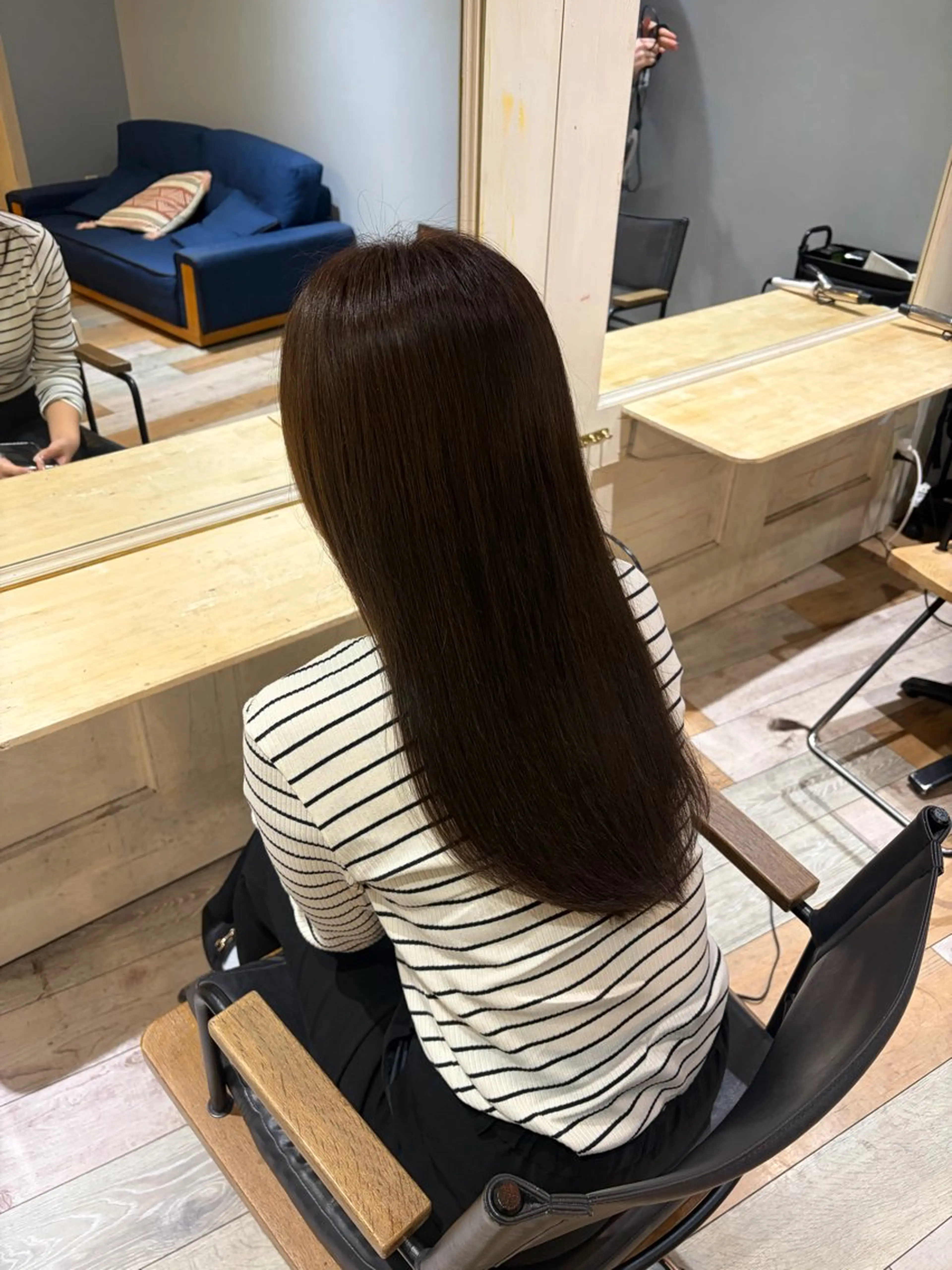 ロング ヘアカラー 💜🦋 COCONA🦋💜のヘアスタイル