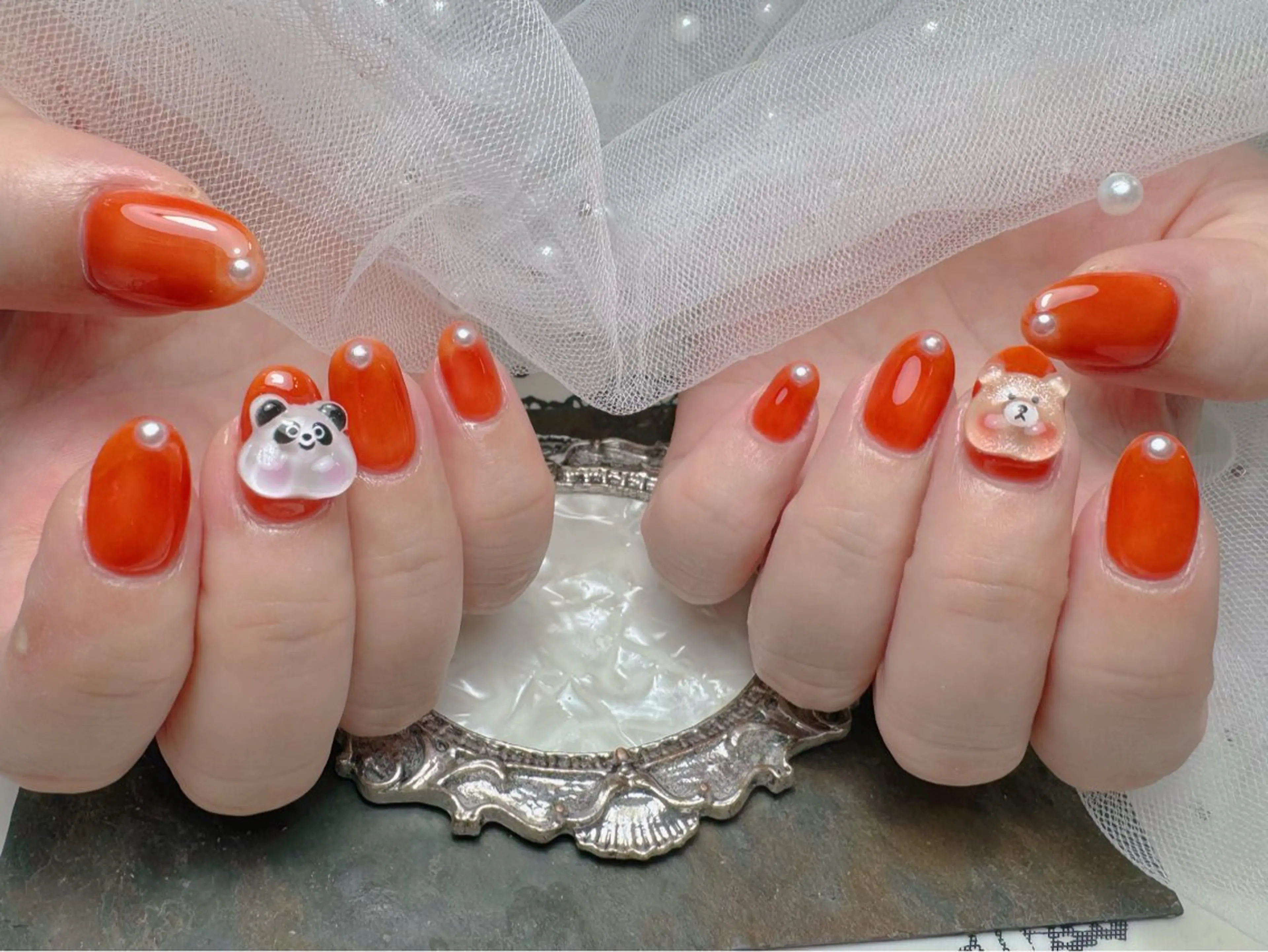 ネイル ハンドネイル マジック ミラーのネイルデザイン