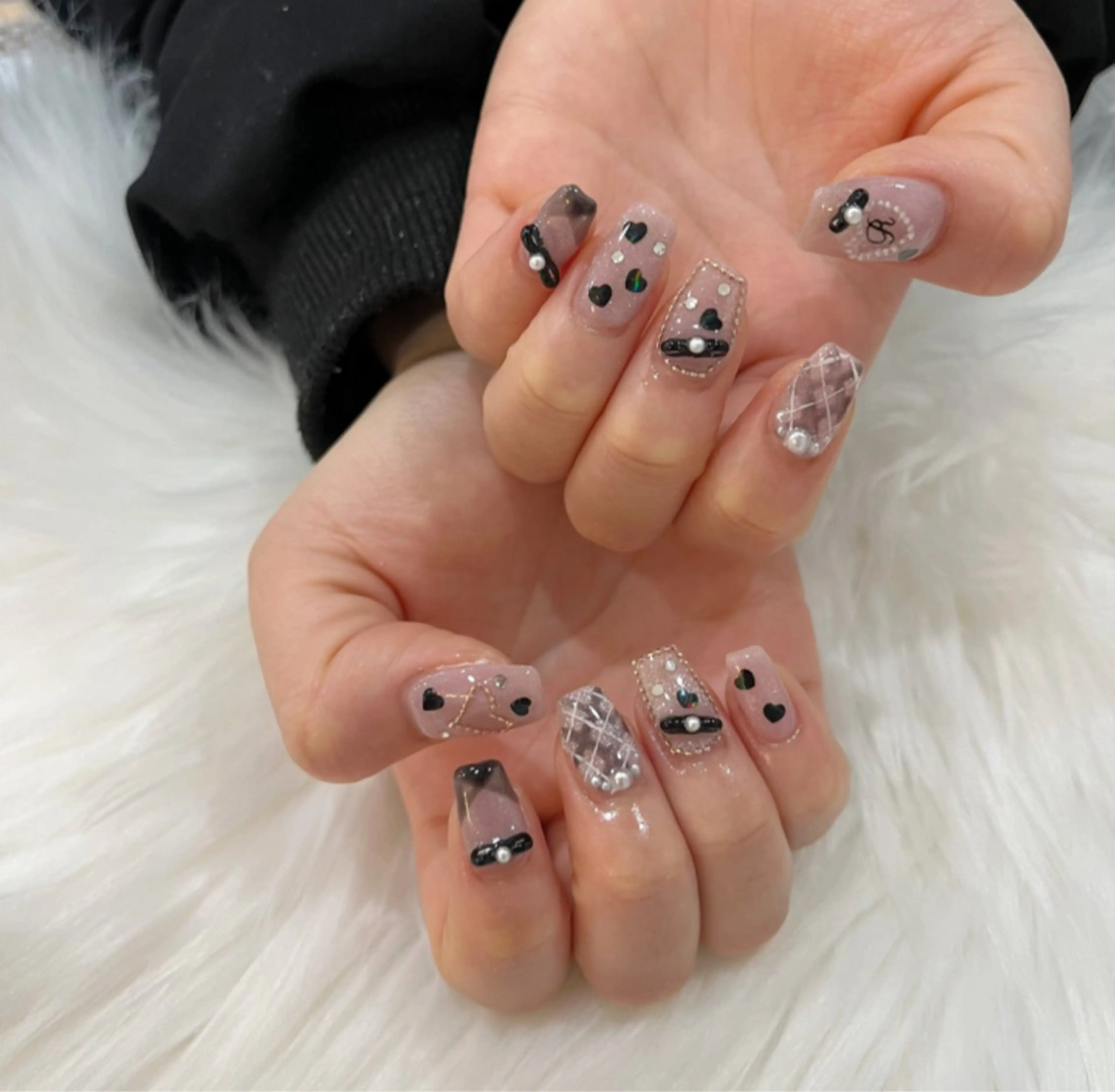 ネイル 長さ出し フットネイル ジェルネイル 韓国ネイル マグネットネイル #Amin nail salonのネイルデザイン