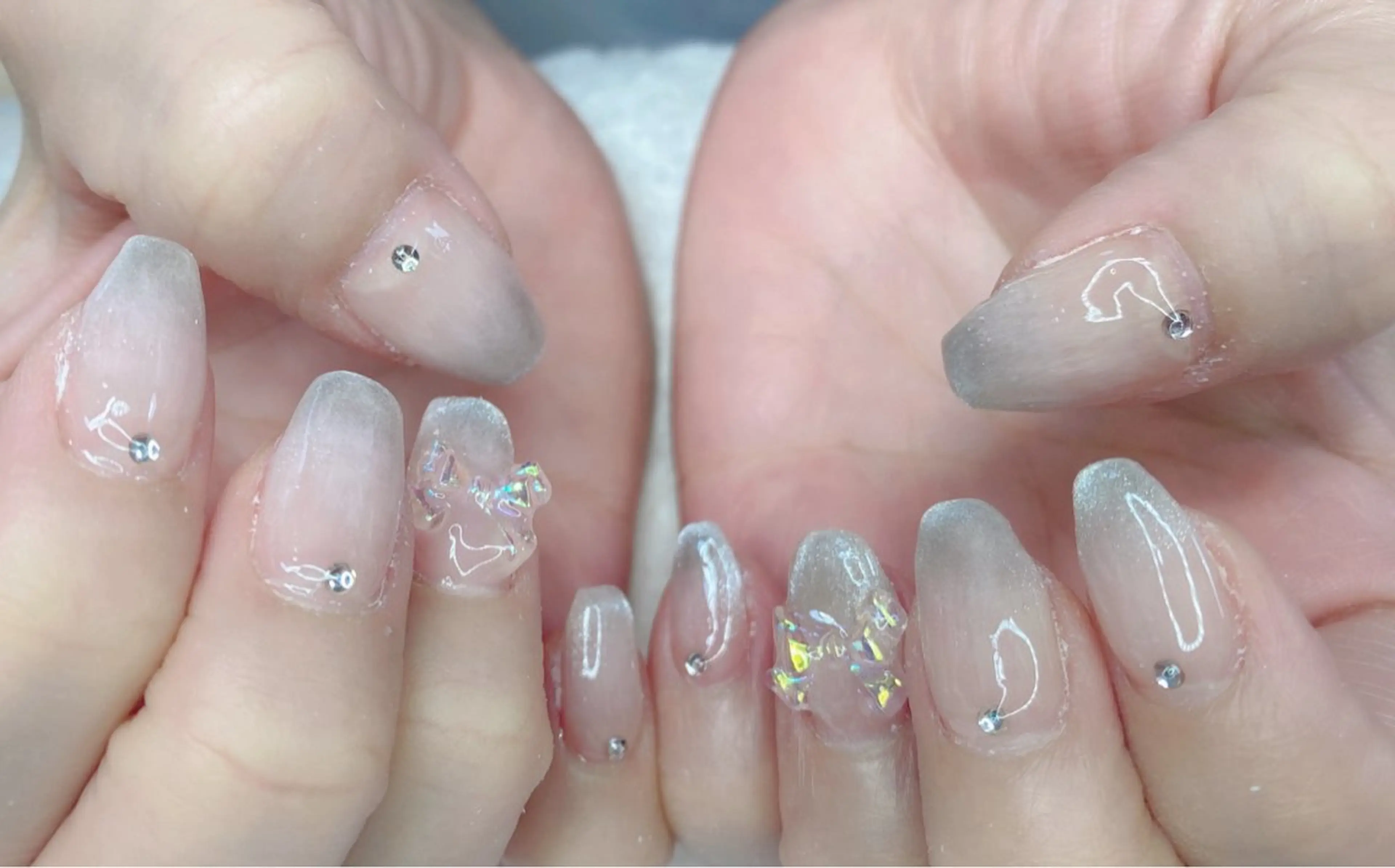 ネイル ニュアンスネイル🌈 MYU Nailsのネイルデザイン