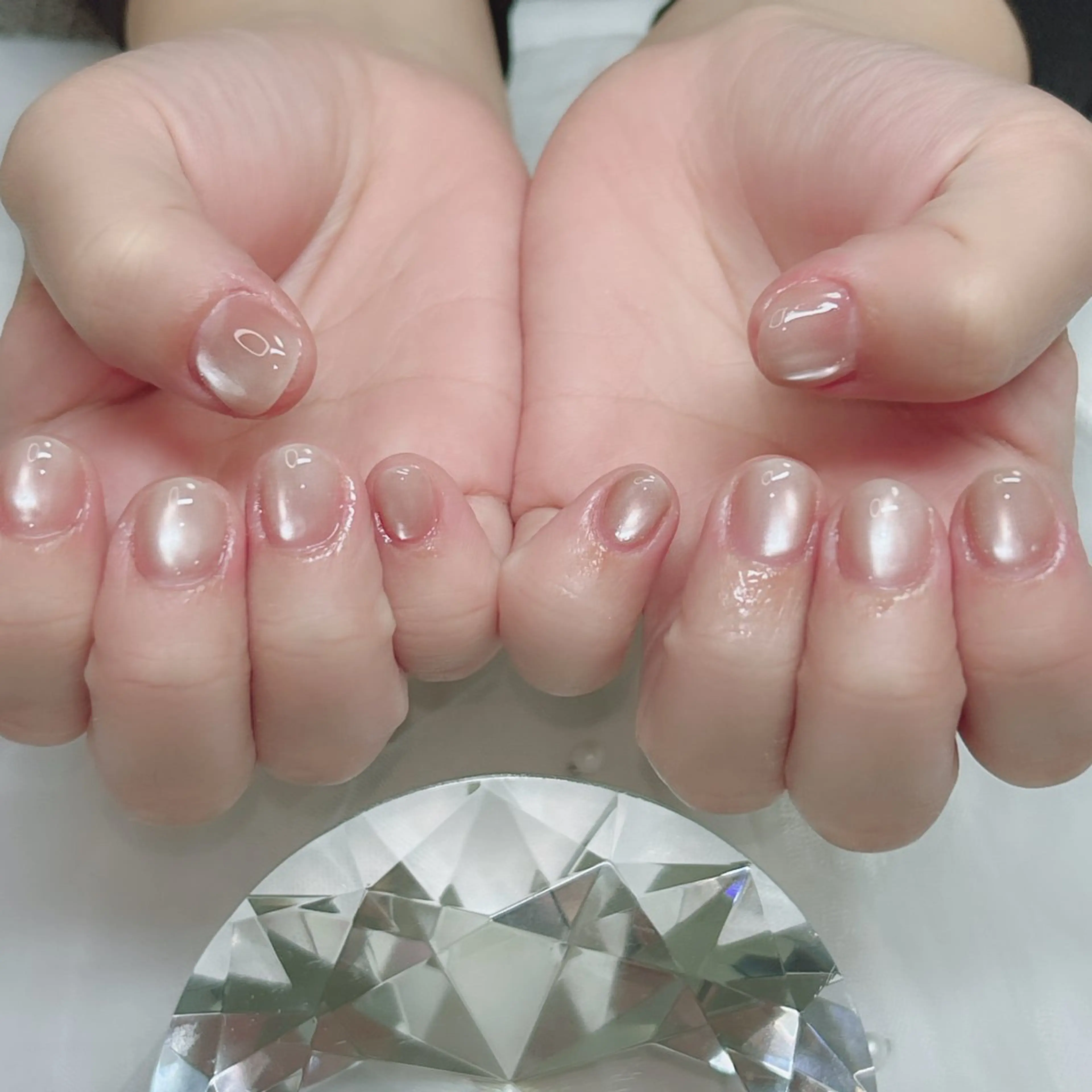 ネイル オーロラネイル ミラーネイル オフィスネイル ワンカラーネイル シンプルネイル ハンドネイル Cute Tips nailのネイルデザイン