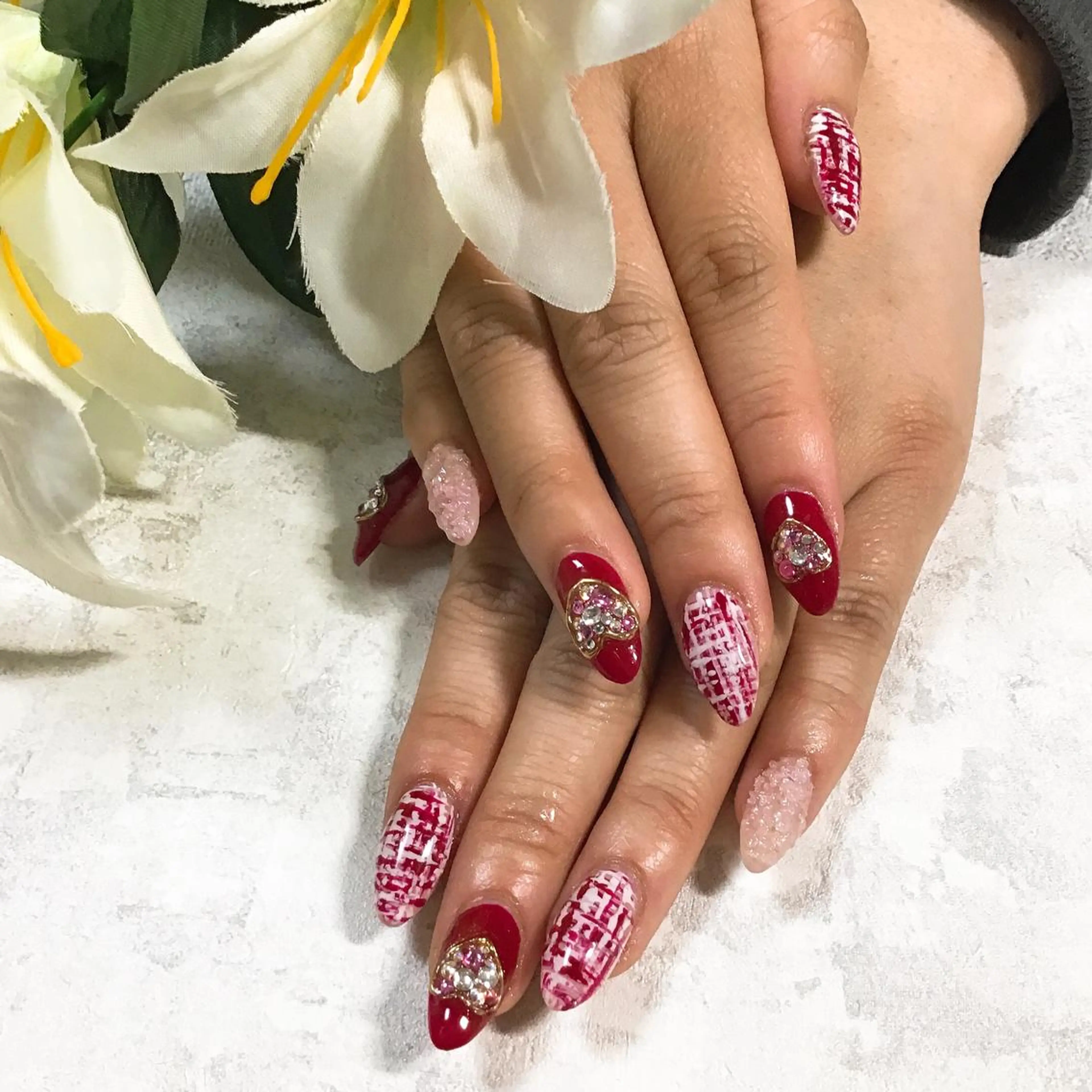 ネイル ツイードネイル BINERVA nail salonのネイルデザイン