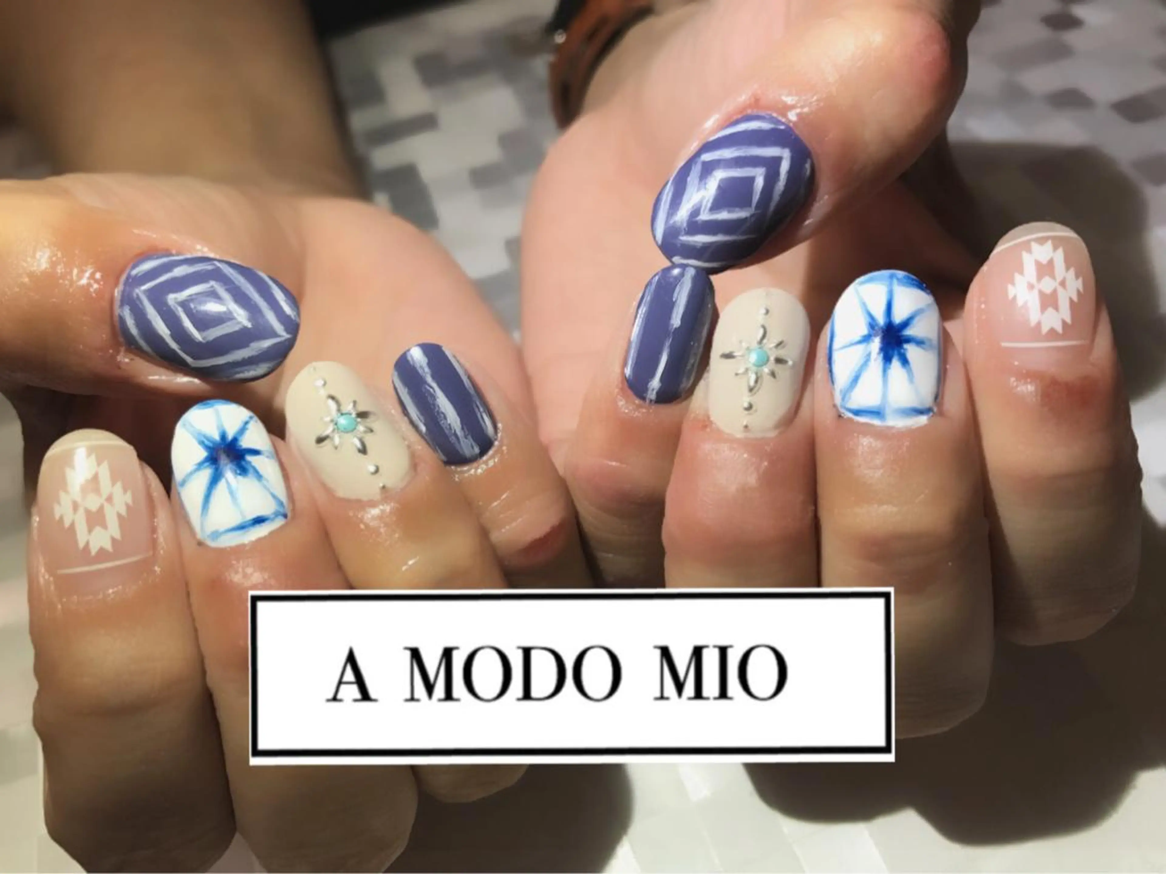 ネイル A MODO MIOのネイルデザイン