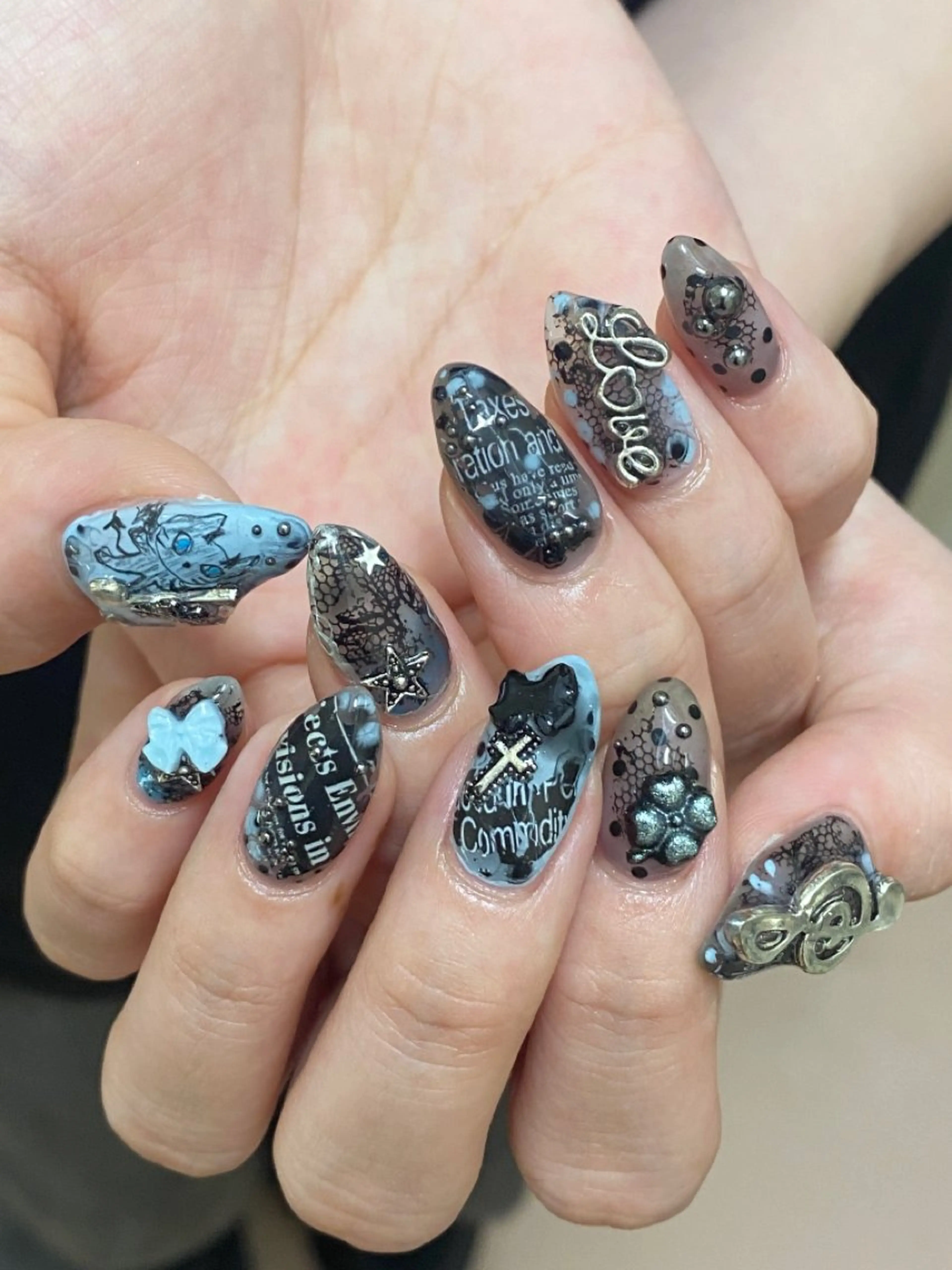 ネイル isobe yuiのネイルデザイン