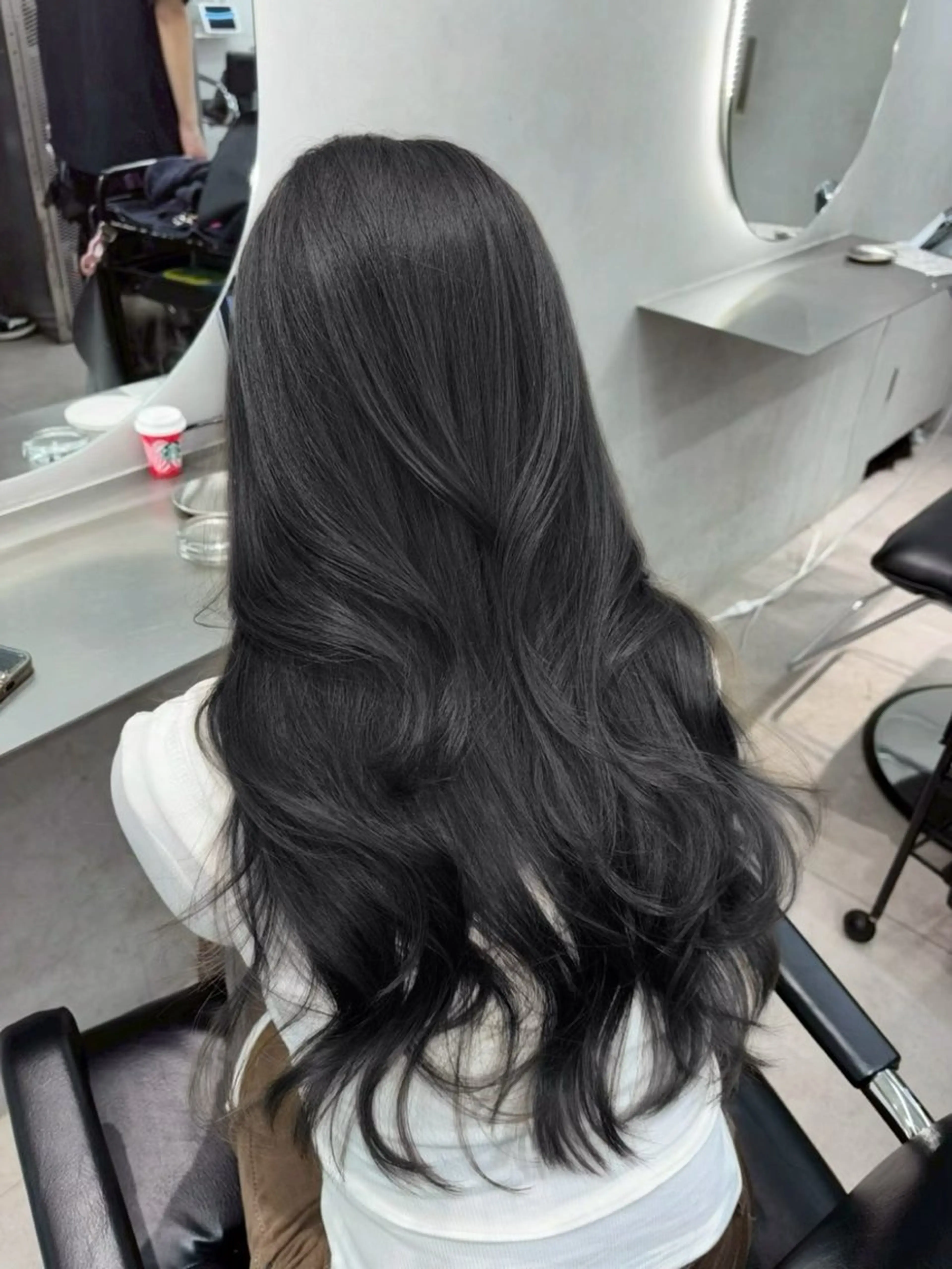 カラー 透明感カラー ヘアカラー 中村 晴矢のヘアスタイル