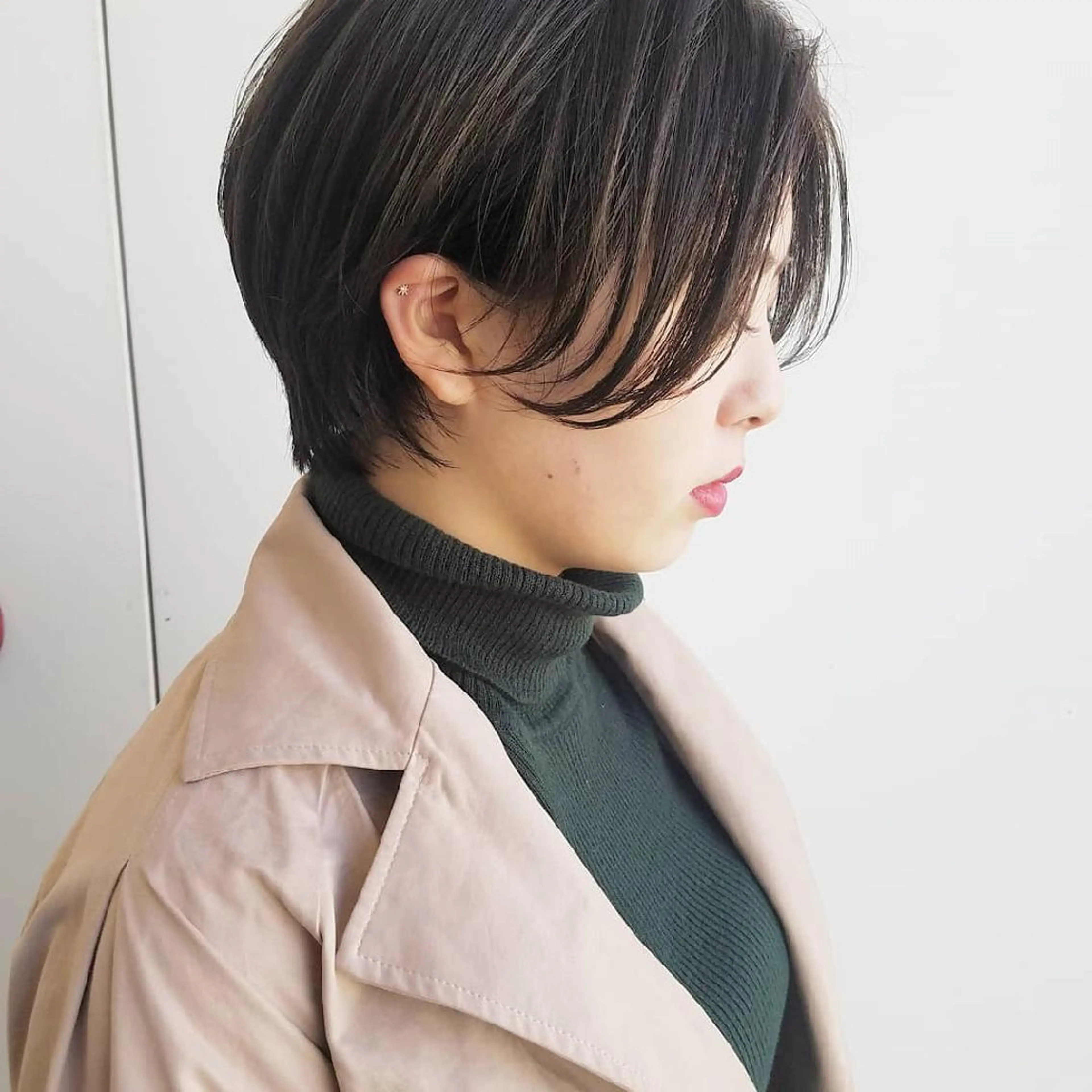 ショート カラー ヘアアレンジ ハンサムショート ボブ ショートヘア iplus まつげ、眉毛、耳つぼのマツエク・マツパデザイン
