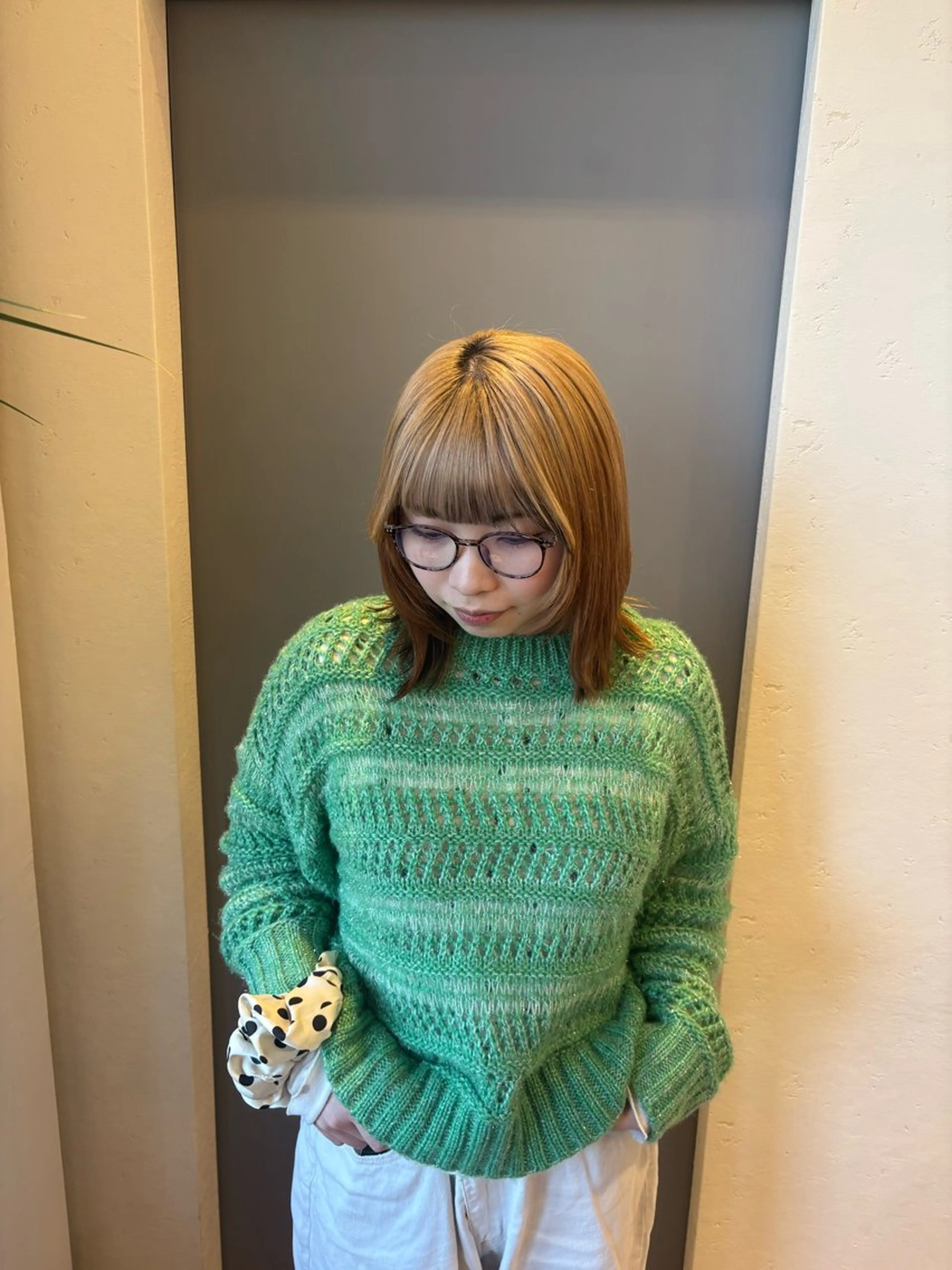セミロング 坂本 桃花のヘアスタイル